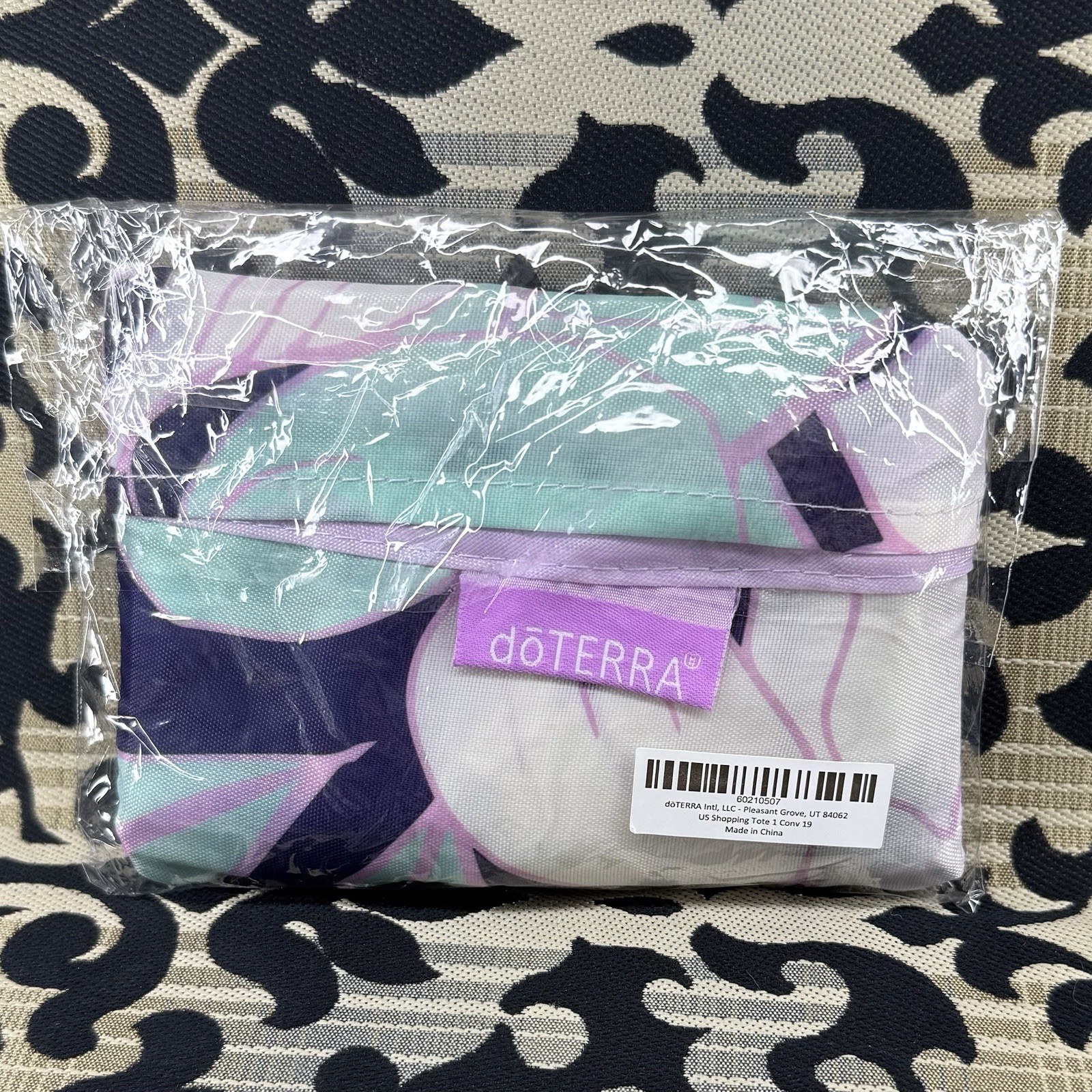 NEW doTERRA branded tote bag – sturdy reusable shopping bag in storage pouch