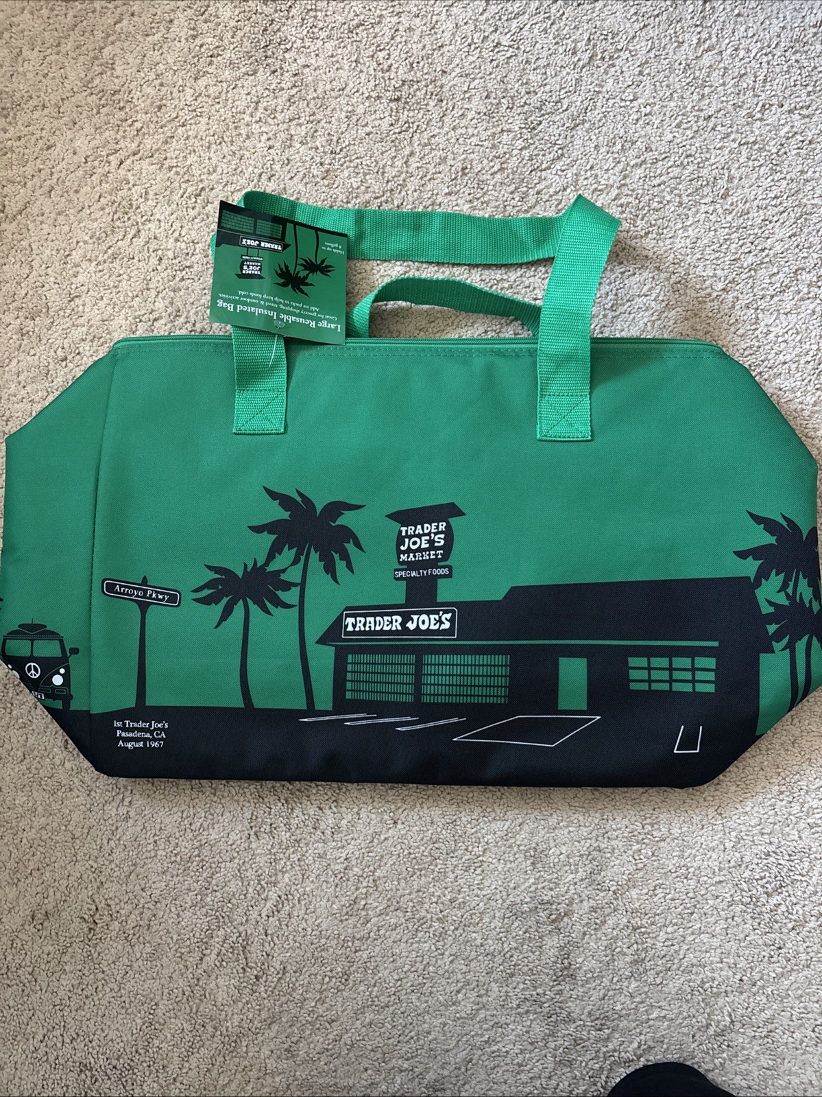 NWT TRADER JOES LARGE 8 GALLON REUSABLE INSULATED COOLER BAG EMERALD GREEN