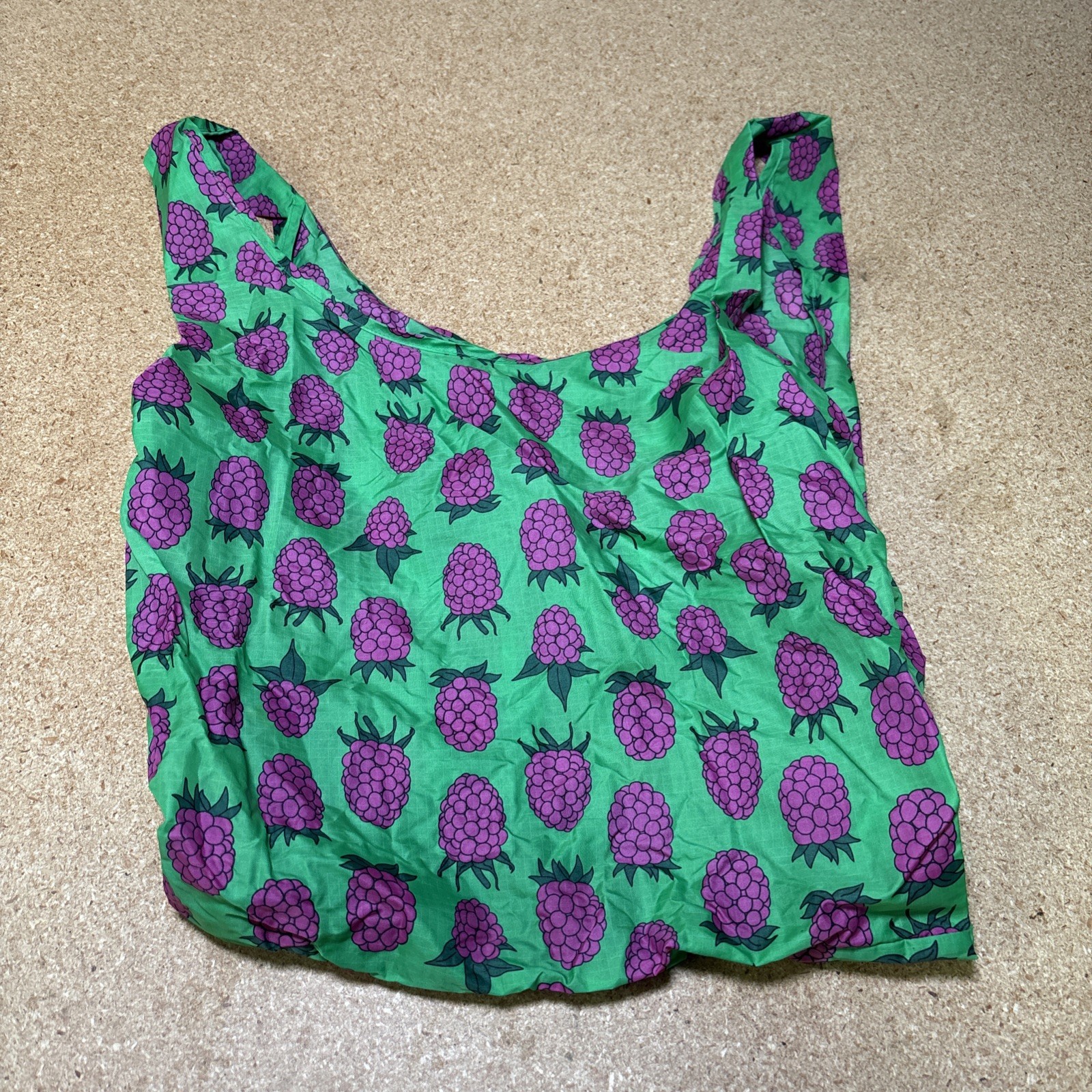 Baggu Standard Reusable Bag Green Raspberry US seller Sold Out Rare H2F D2