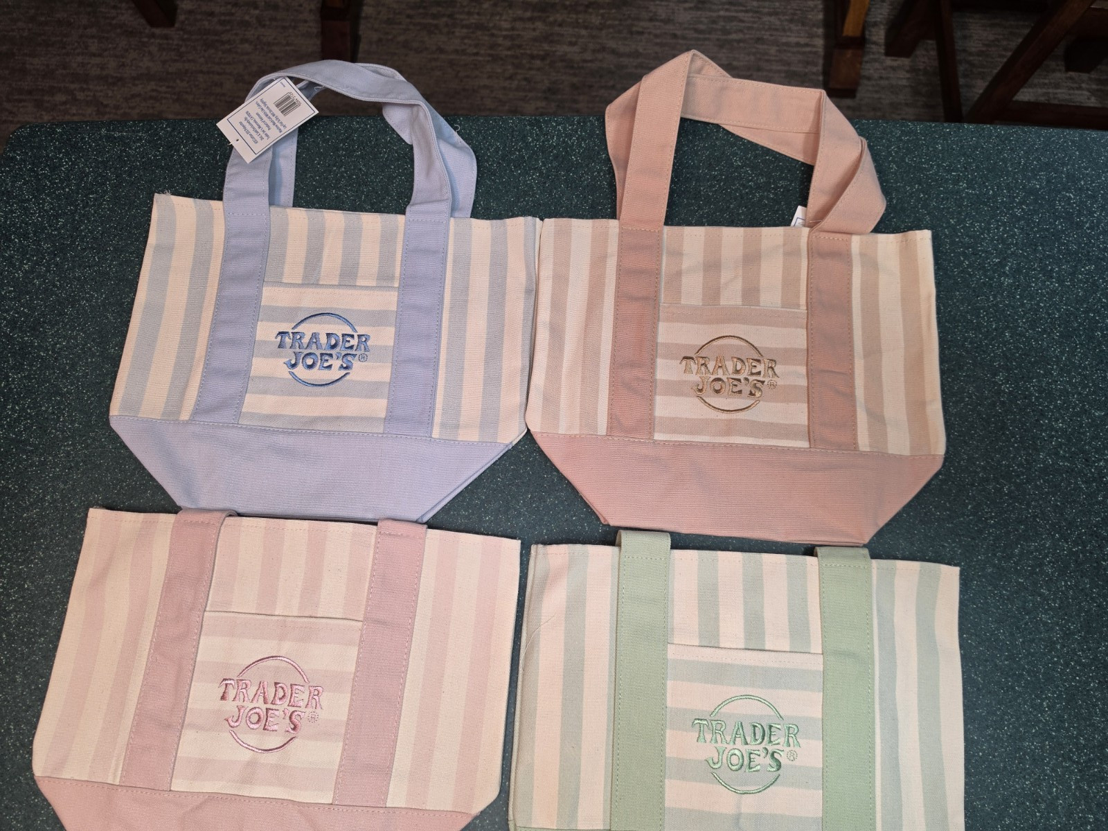 Trader Joe’s Mini Totes Spring Ed. Limited Release. Set Of 4