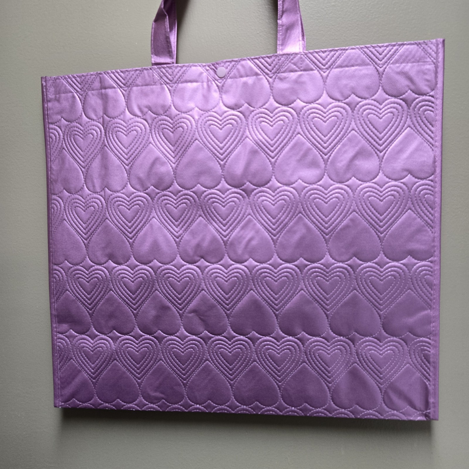 TJ MAXX Beautiful Lilac Quilted Hearts Large Reusable Shopping Gift Tote Bag