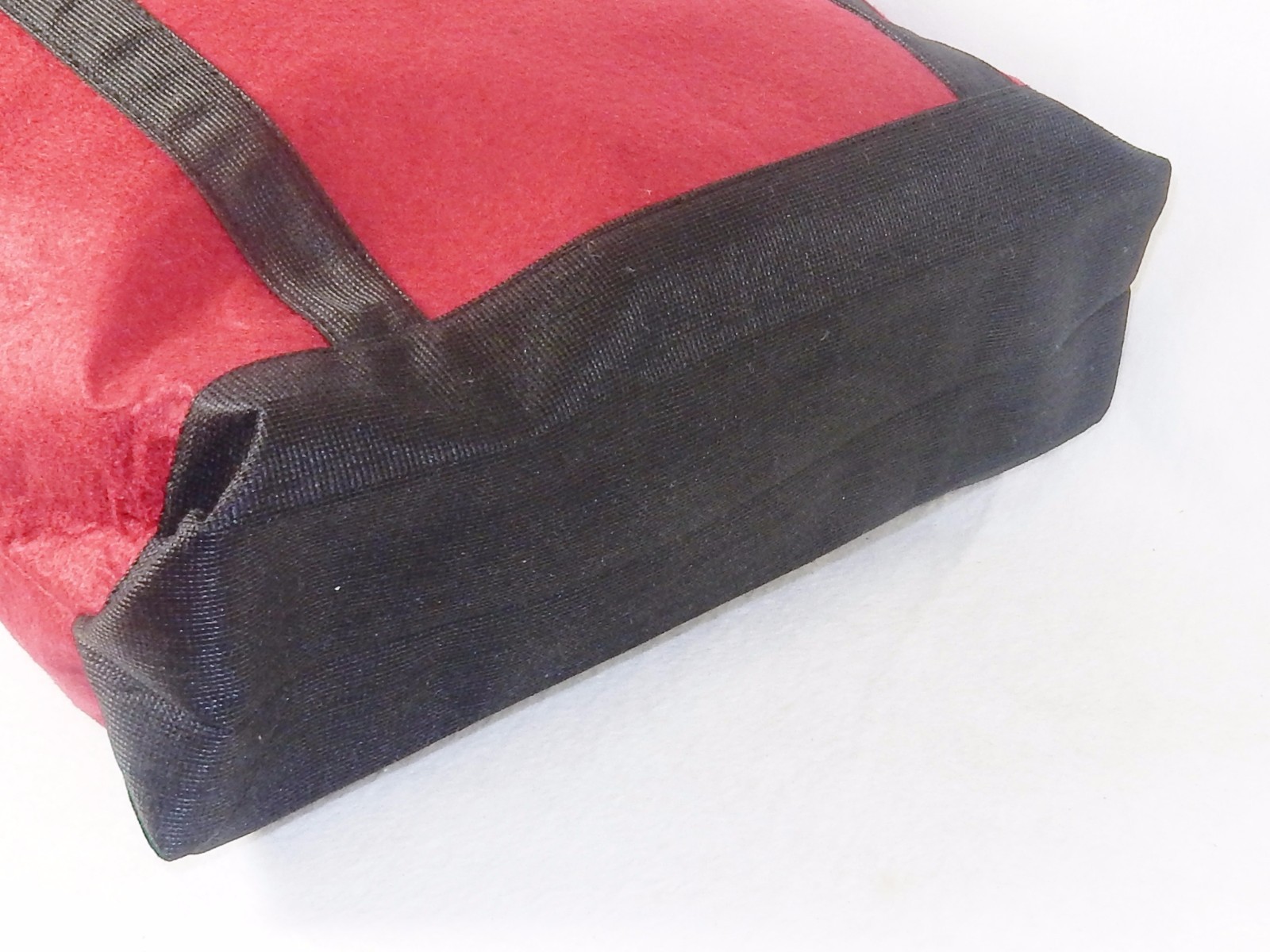 Red Felt Tote ~ 17″ x 13″, Reusable Bag for Shopping, Crafts, Day Spa ~ #LT-4105