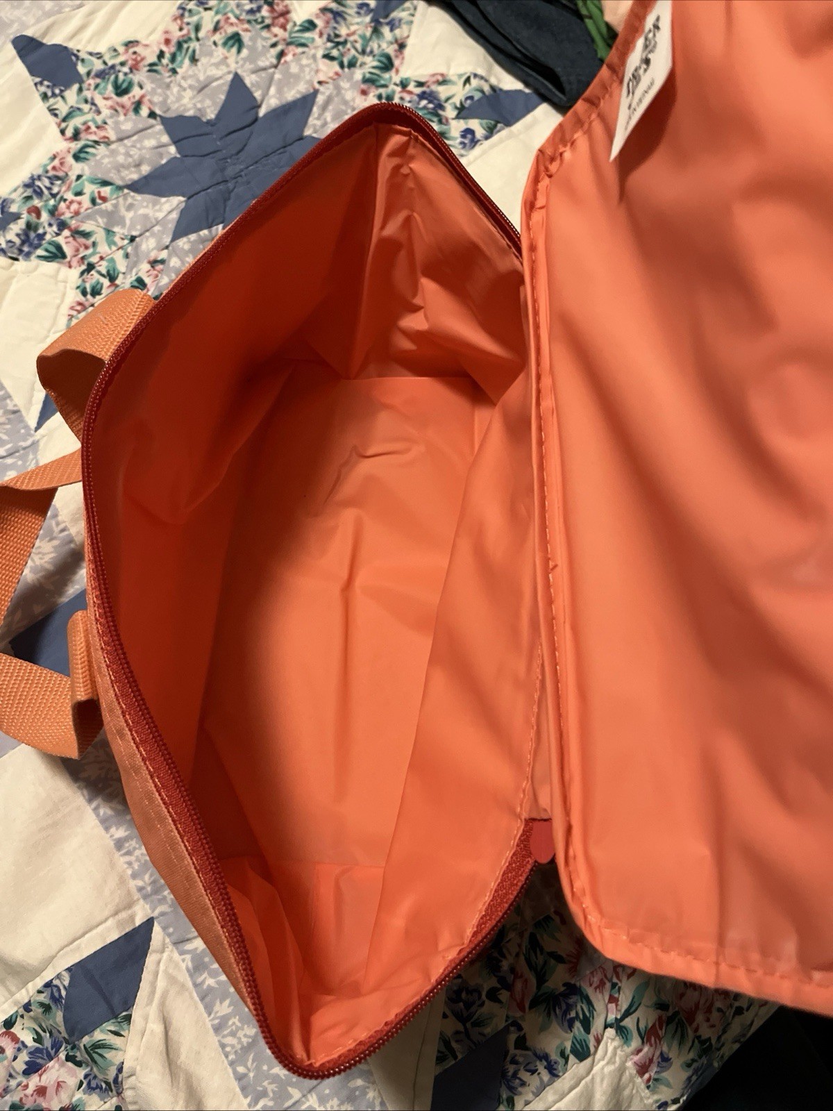 Trader Joe’s Insulated Mini Cooler Bag – Peach -LIMITED EDITION
