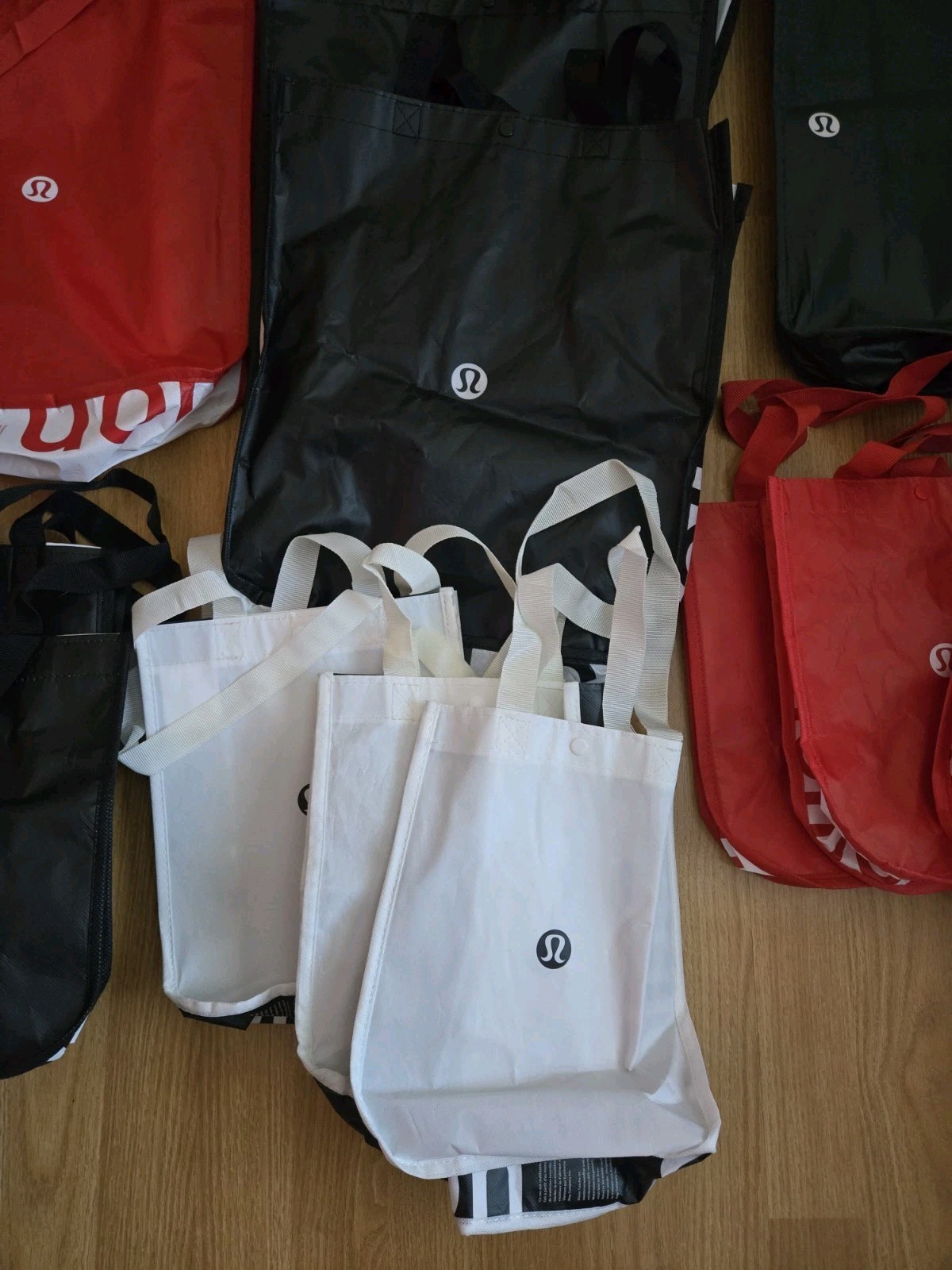 Large Lululemon Shopping Bag Lot Of 24 Small And Large Bags Assorted Colors