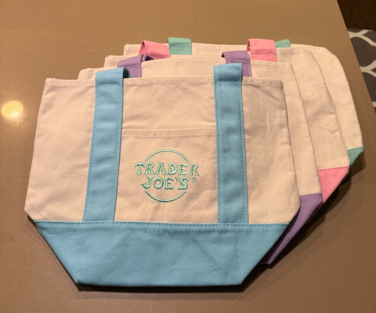 TRADE JOE’S MINI PASTEL CANVAS TOTE BAG – Total 4 bags