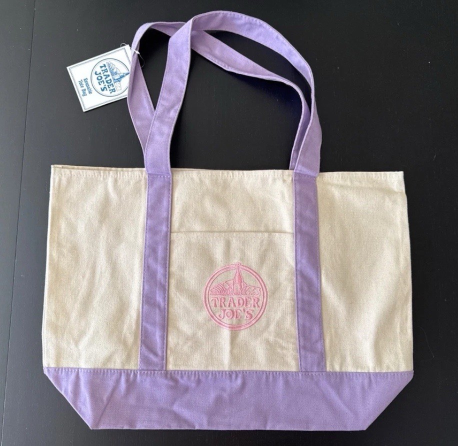Trader Joe’s Foldable Canvas Reusable Shopping Bag Beige Purple Solid Tote