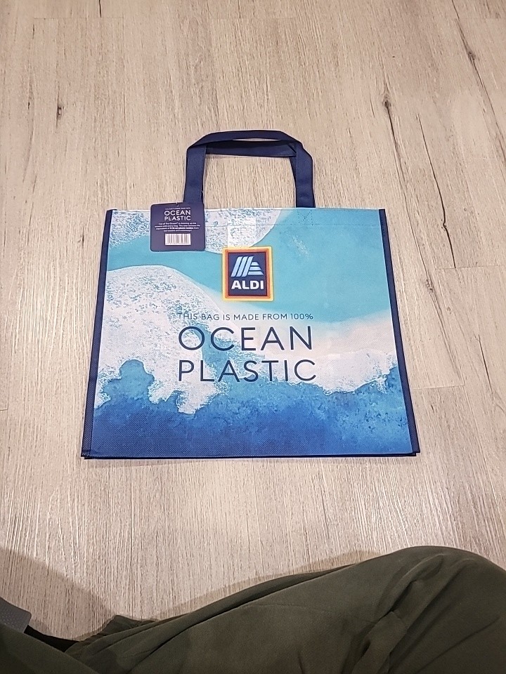ALDI Super Market Ocean Plastic Bag Tote 16×14 in Blue