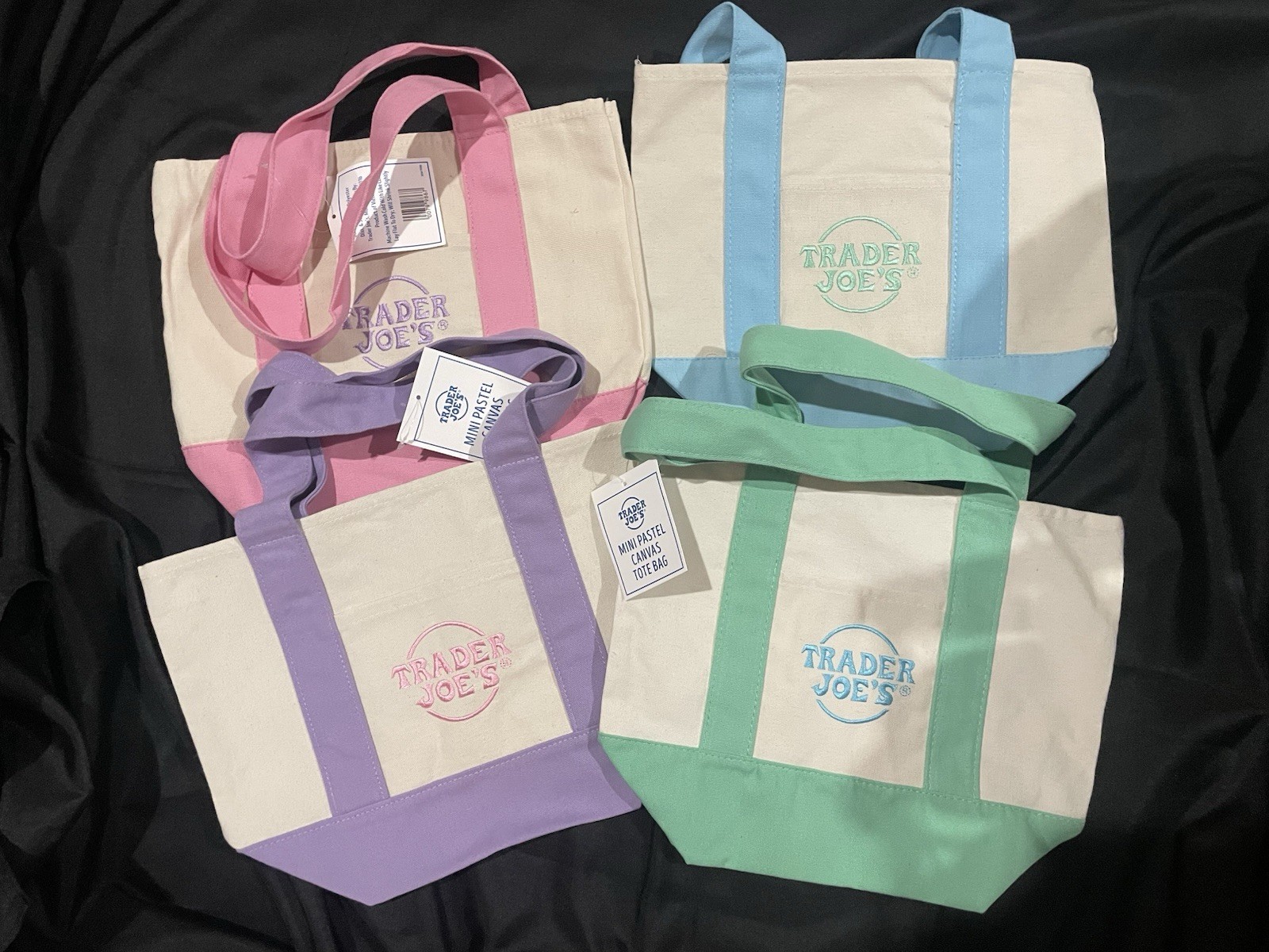 Trader Joe’s Canvas Tote Bags 4 Pack Multicolor Logo