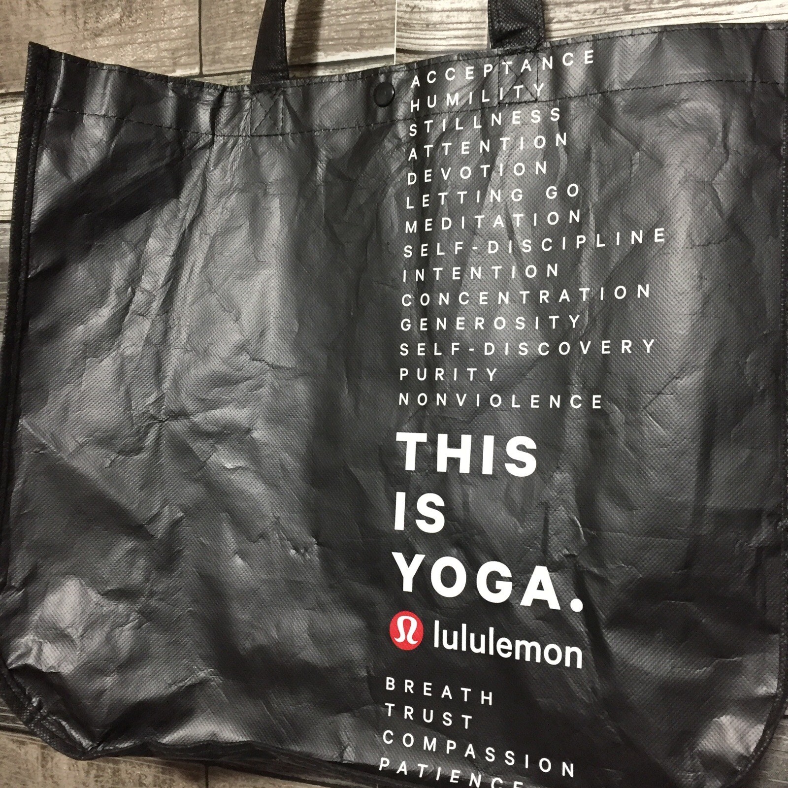 Lululemon Yoga Reusable Grocery Tote Bag Black White Graphic Print Snap Button