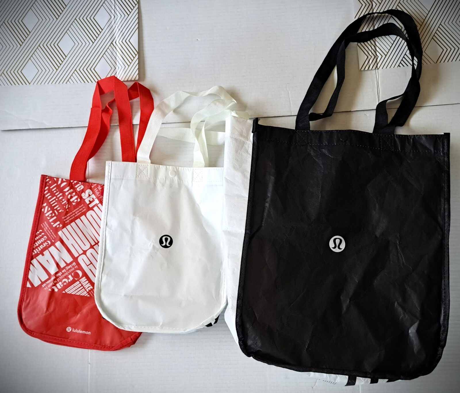 Lululemon Reusable Shopping Gift Bag Yoga Manifesto 1 Large & 10 Small Tote Lot