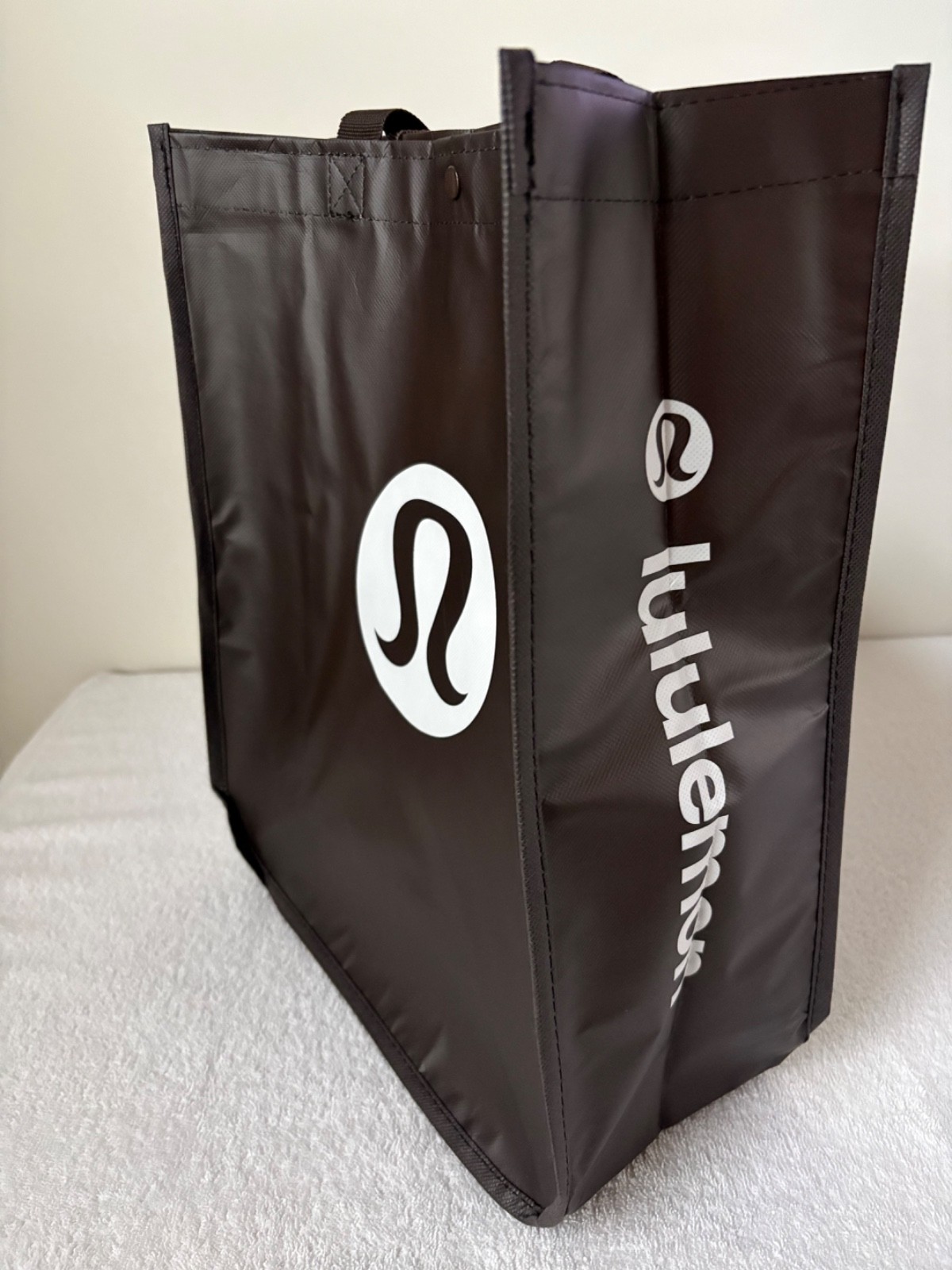 Lululemon Logo Large Reusable Shopping Tote Bag w/ Handles 16.5″ X 14″ NEW Brown