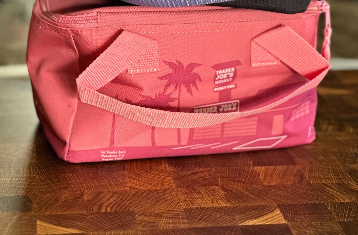 BN Trader Joe’s Valentines Day Mini Insulated Tote Bag Bundle Pink only