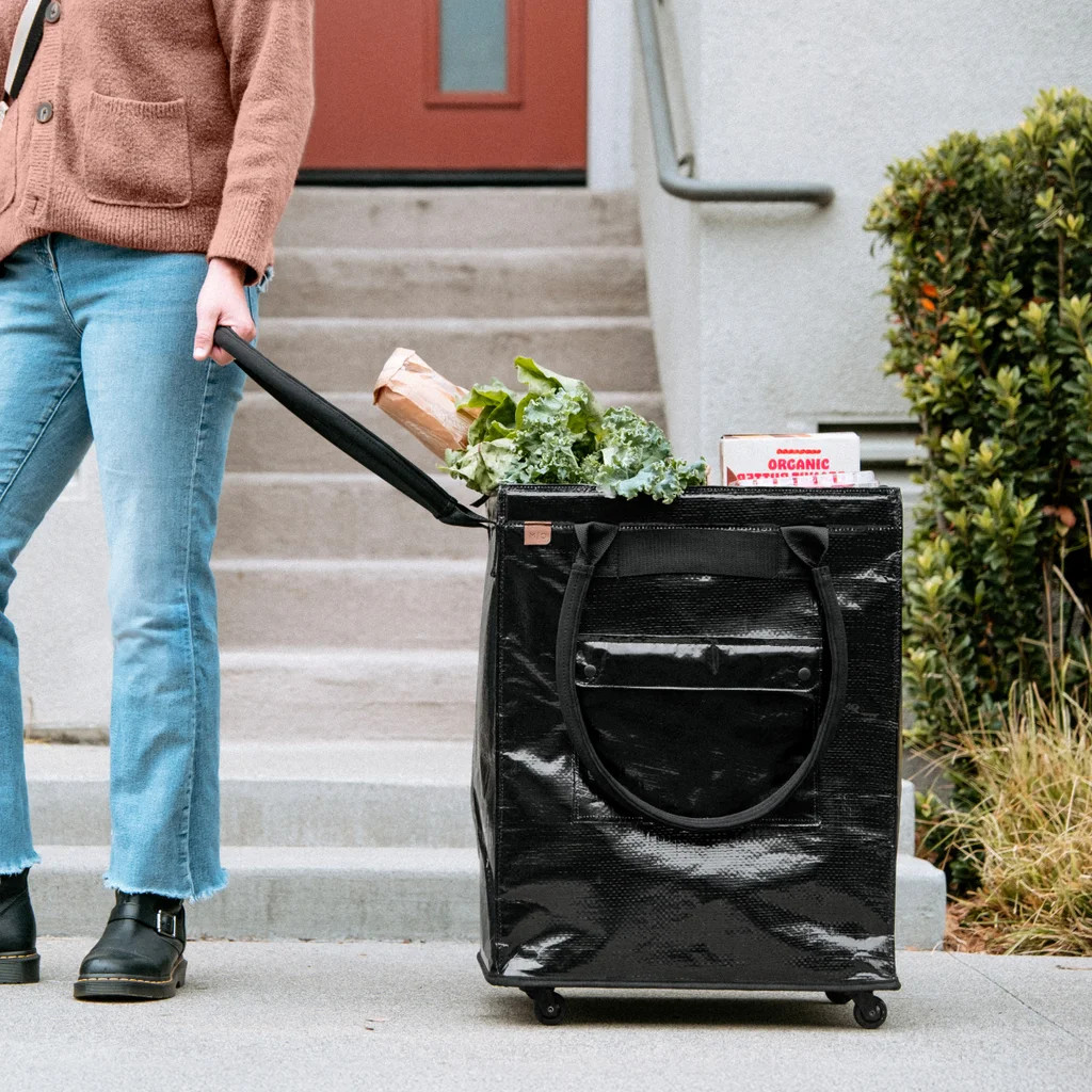 CleverMade Foldable Tote Bag on Wheels – Get Free Shipping