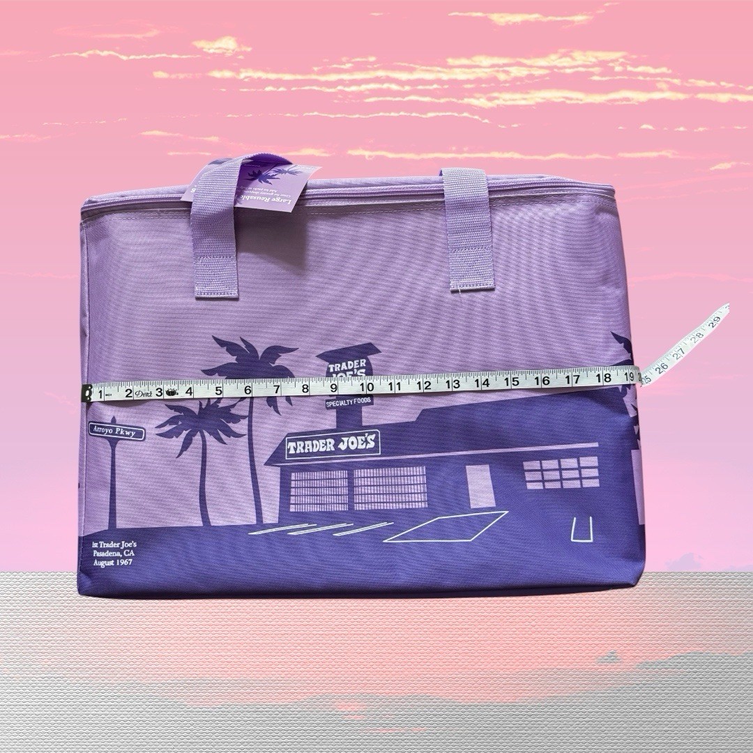 Trader Joe’s Large 8 Gallon Reusable Insulated Lavender Limited Edition Bag