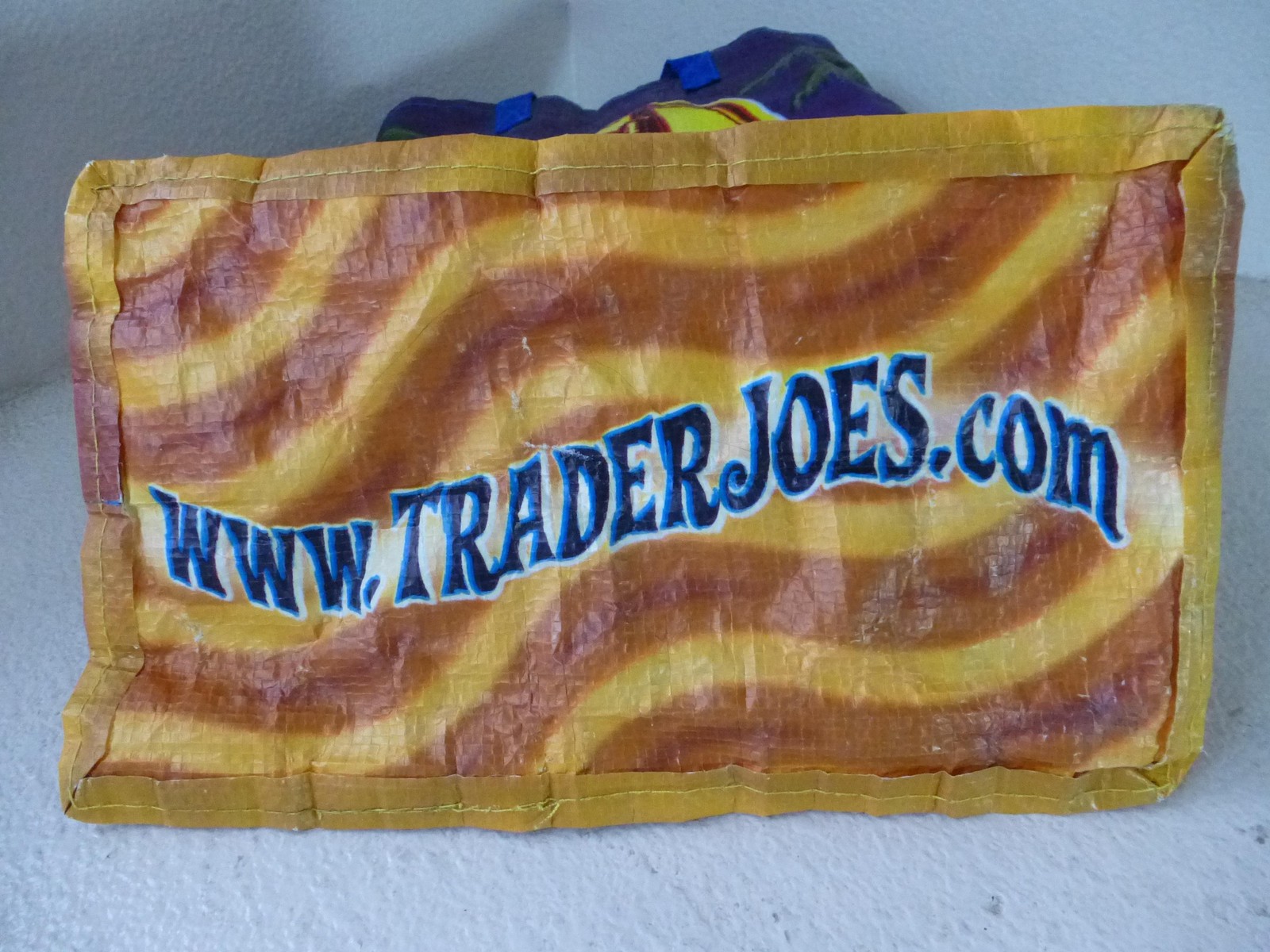 Trader Joes Reusable Grocery Bag Beach Surfboard Tropical Tote Palm Tree Plastic