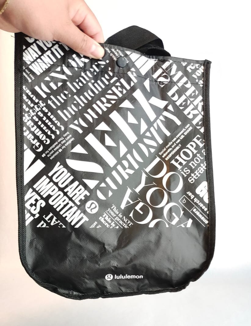 Lululemon Red | Black Reusable Shopping Gift Bag Medium Yoga Tote 9.5″ x 12″