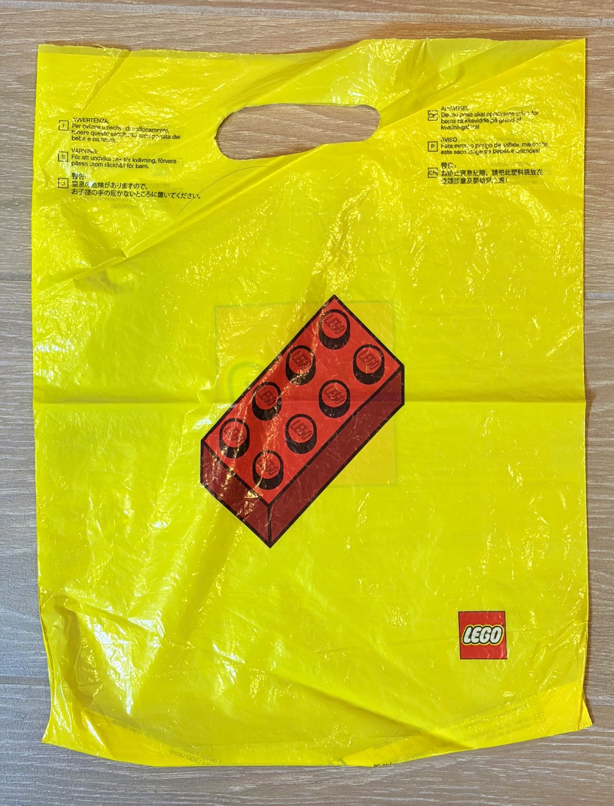 LEGO Store Yellow Vinyl Shopping Bag 14″ x 10.5″ Red Brick Logo Collectible