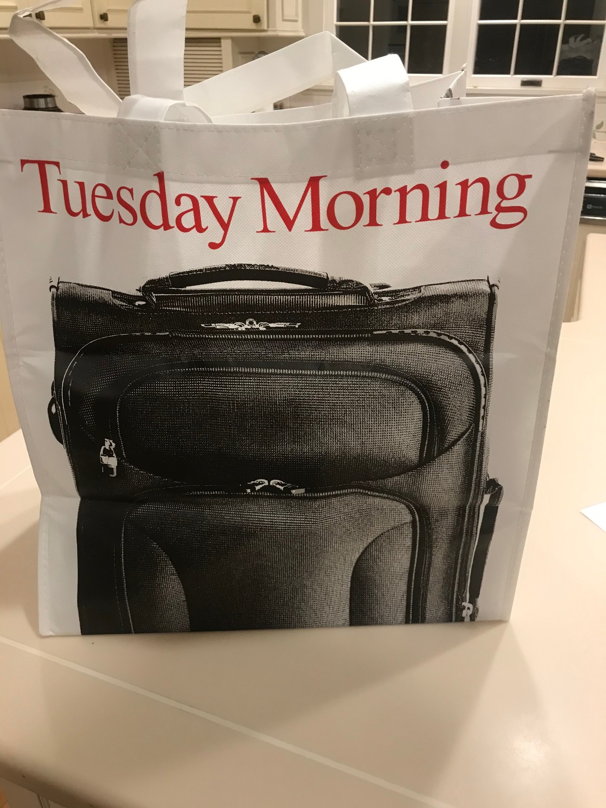 RARE!!-New w/ Tags-Tuesday Morning-Foldable Reusable Eco-Shopping Bag-durable