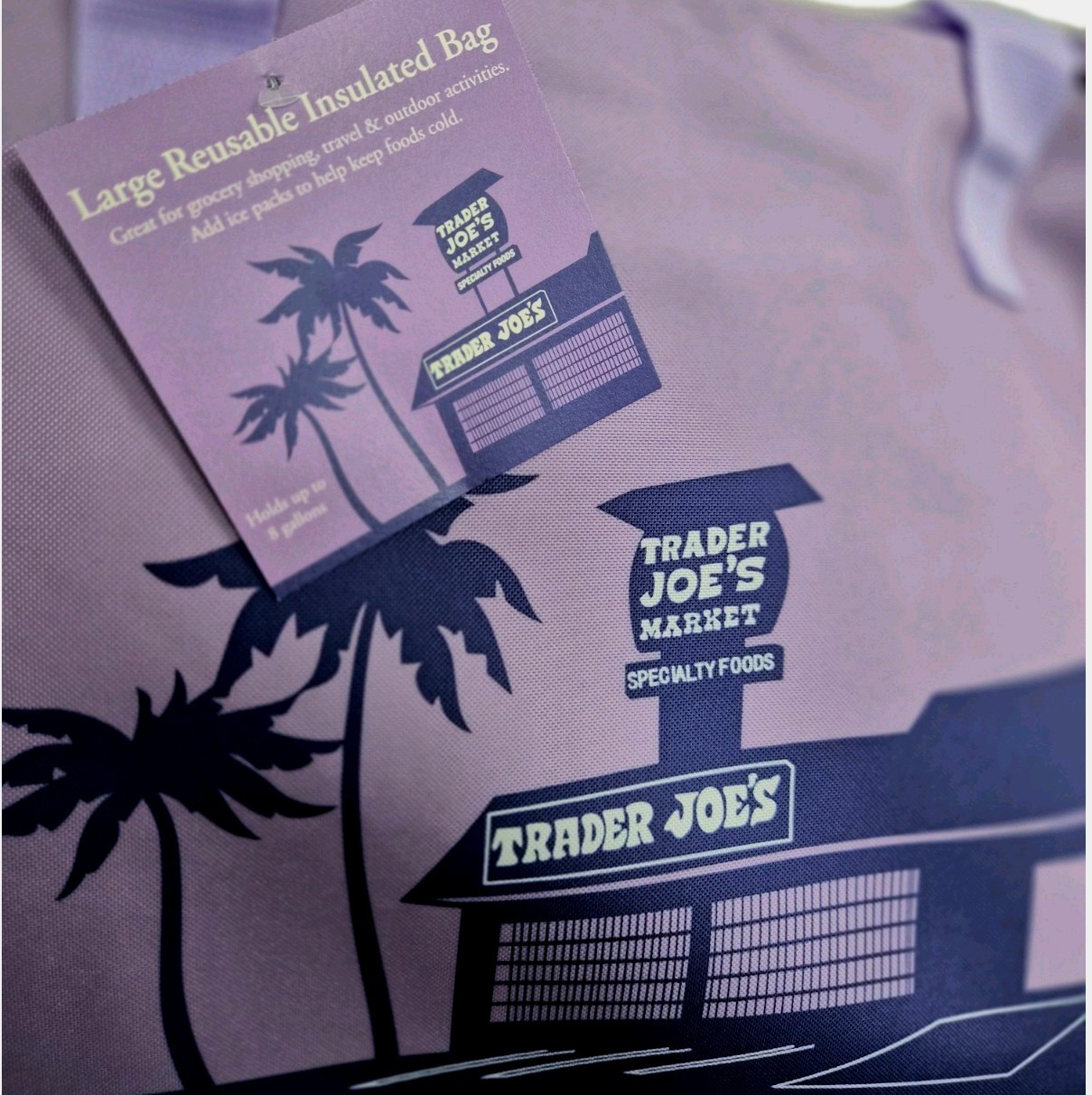 FREE SHIPPING] Trader Joe’s NEW SPRING 2026 PURPLE Large Insulated Bag Lavender