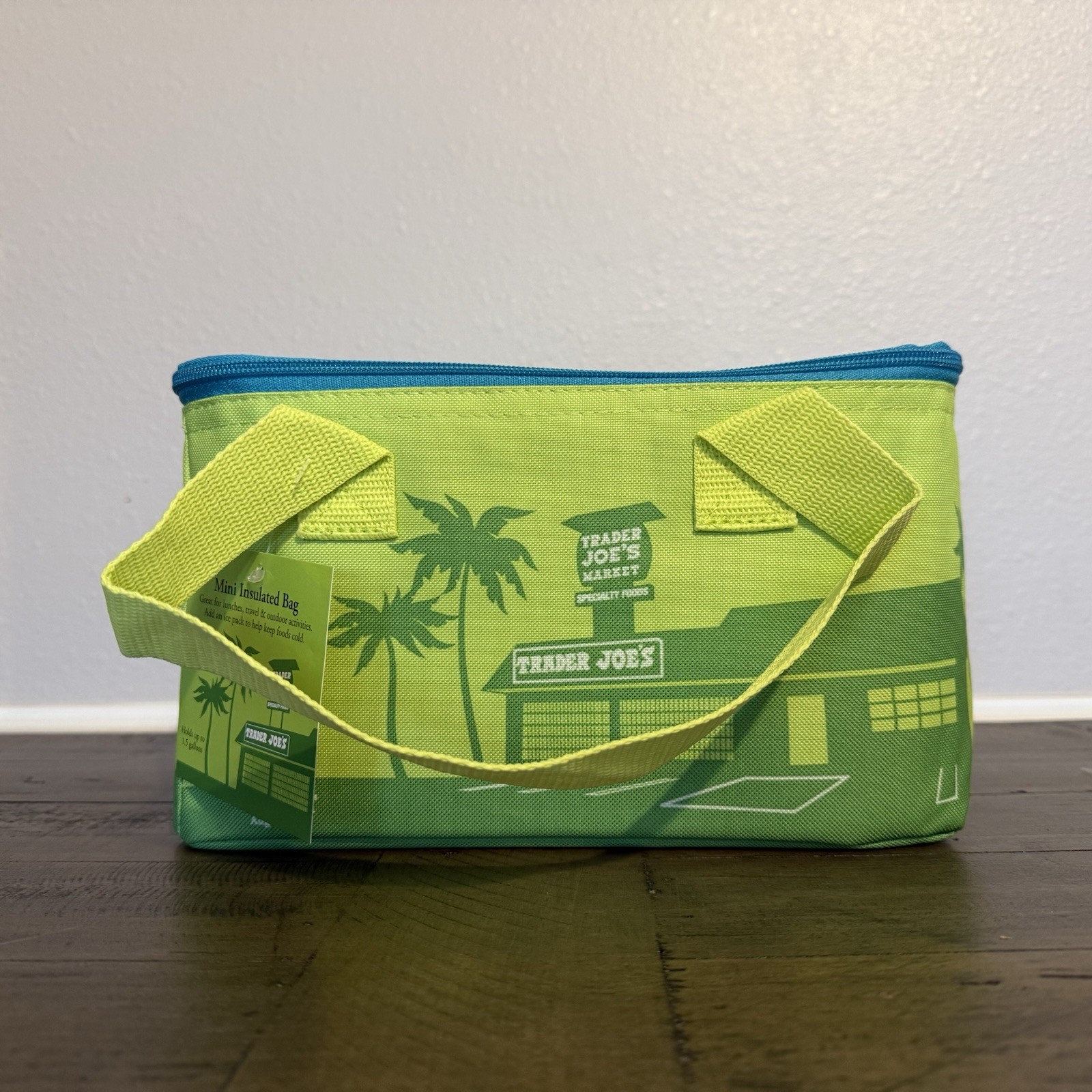 Trader Joe’s 2026 Mini Insulated Lunch Bag Cooler Lime Green SHIPS TODAY!