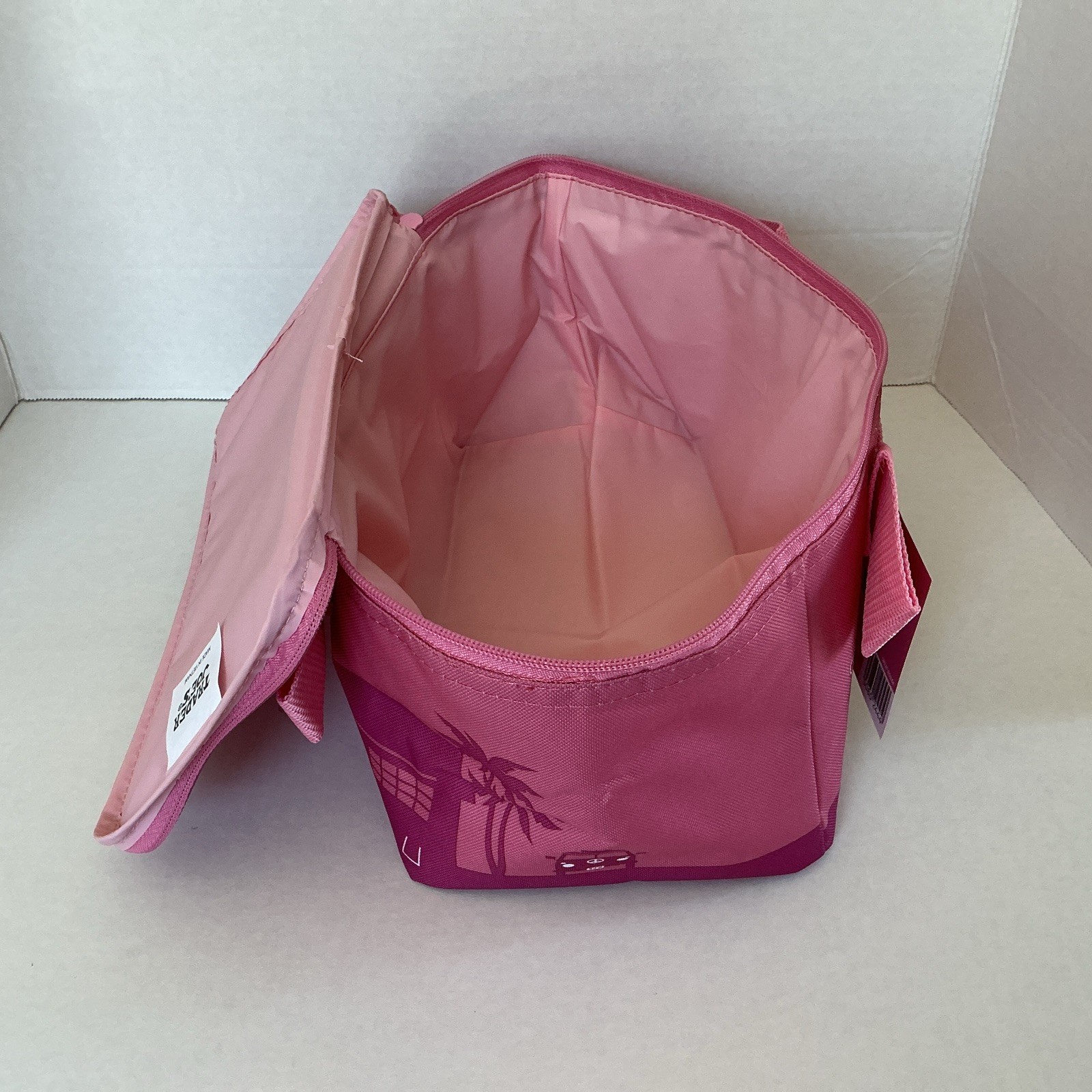 Trader Joe’s Pink Insulated MINI Cooler Reusable Lunch Bag NWT SKU #80244