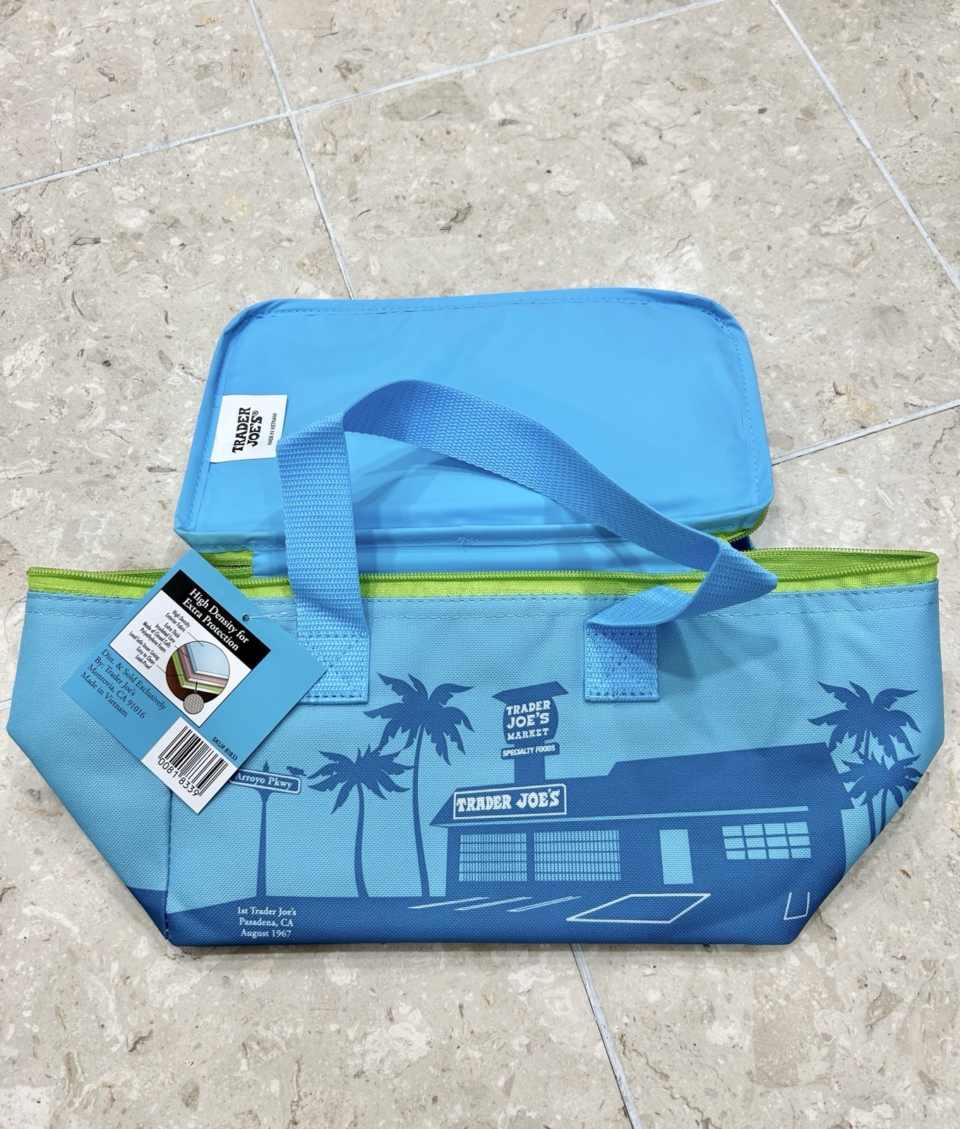 2025 Trader Joe’s Insulated Mini Cooler Bag In Light Blue Brand New With Tag