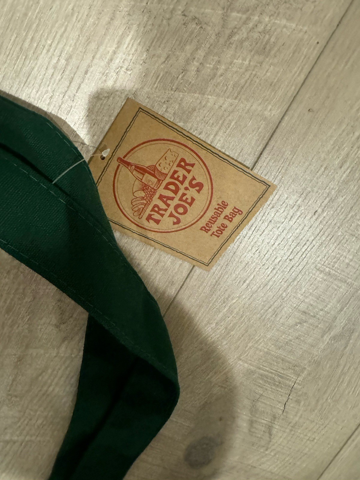 New Trader Joe’s Green Tote Bag (SHIPS INTERNATIONALLY)
