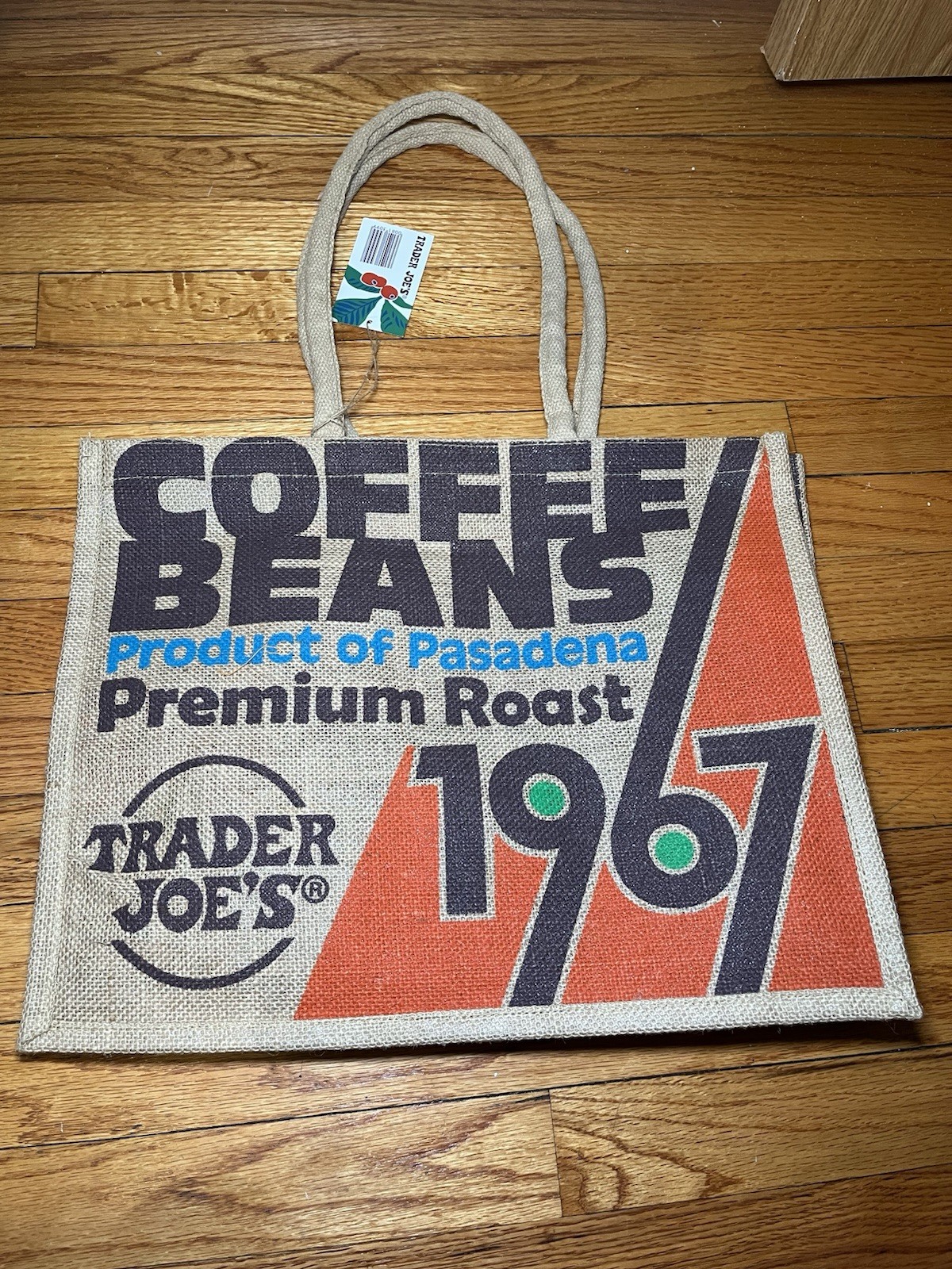 Trader Joe’s NWT Coffee Beans Tote, Burlap/Jute Folds Flat, Lined Cleanable Bag