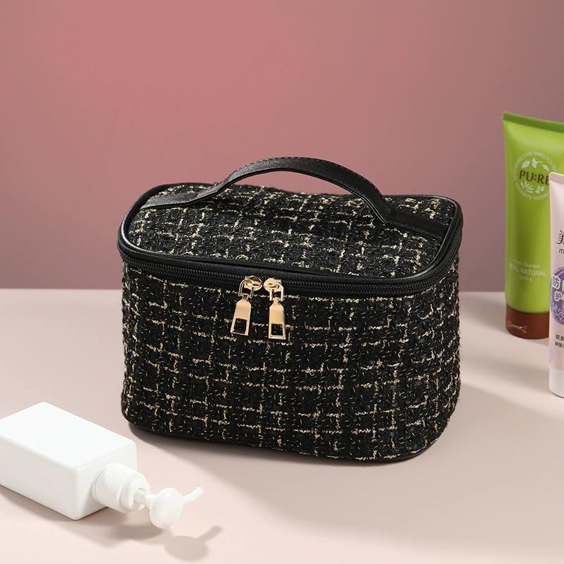 GOSATYUM Plaid Travel Makeup Bag, Portable Toiletries Organizer, black