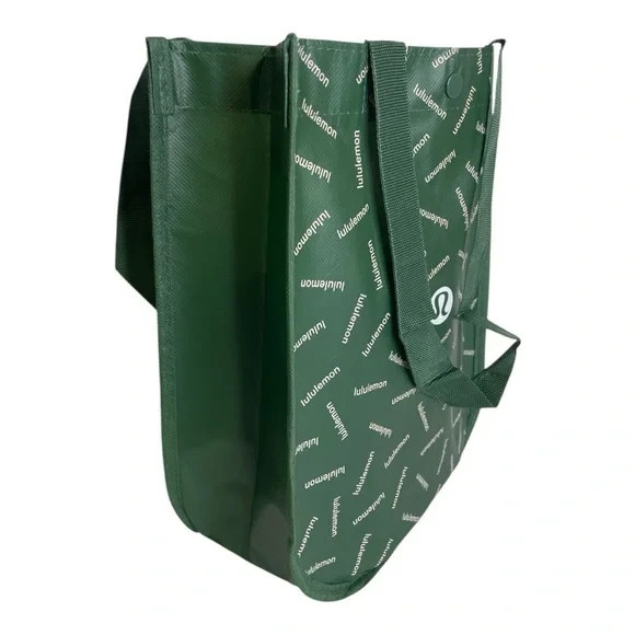 Lululemon Reusable Small Tote Set of 3 Bags, Red, White, Green Snap New