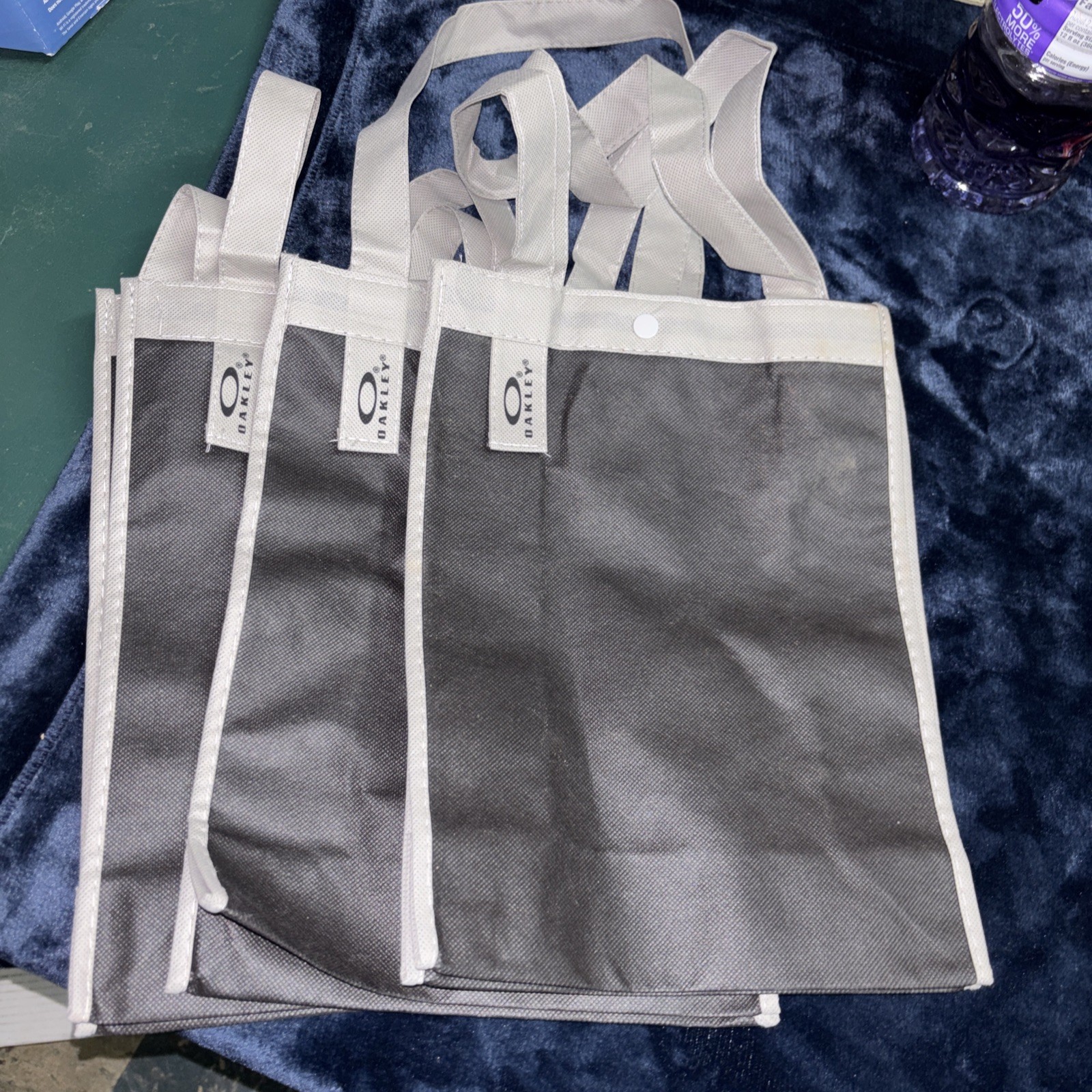 OAKLEY Reusable Shopping Totes snap closure 12 X 9 X 4 Black ( 3 )