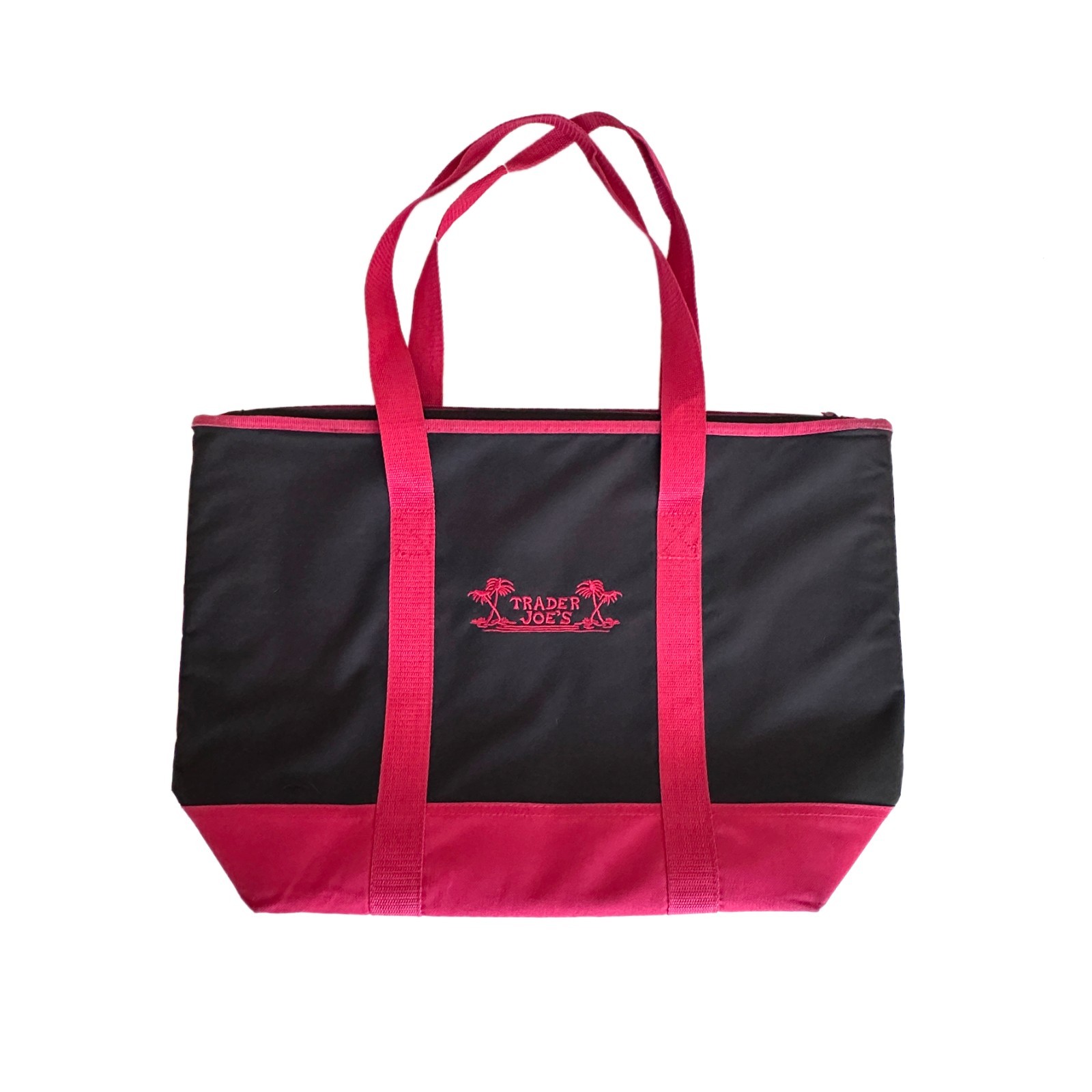 Trader Joes XL Capacity Reusable Insulated Bag Black and Red Canvas 21″ x 14″