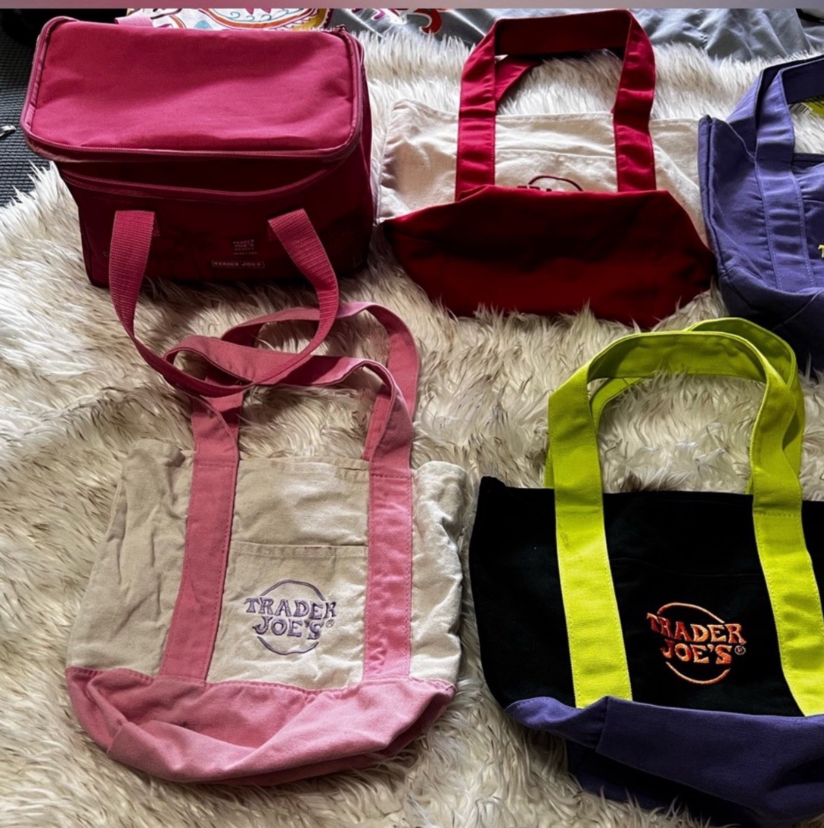 Trader Joe Lot of Shopping Bags, 2 Large, 4 Mini and One Mini Cooler