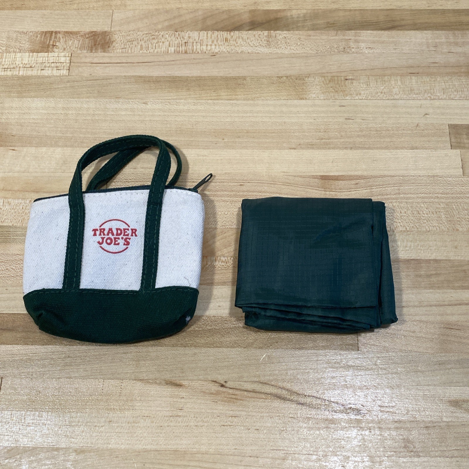 Trader Joes Micro Tote With Grocery Bag NWOT Forest Green