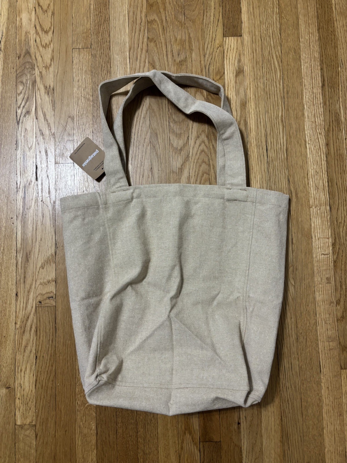 Patagonia Recycled Market Tote NWT 73 Text Logo/Classic Tan