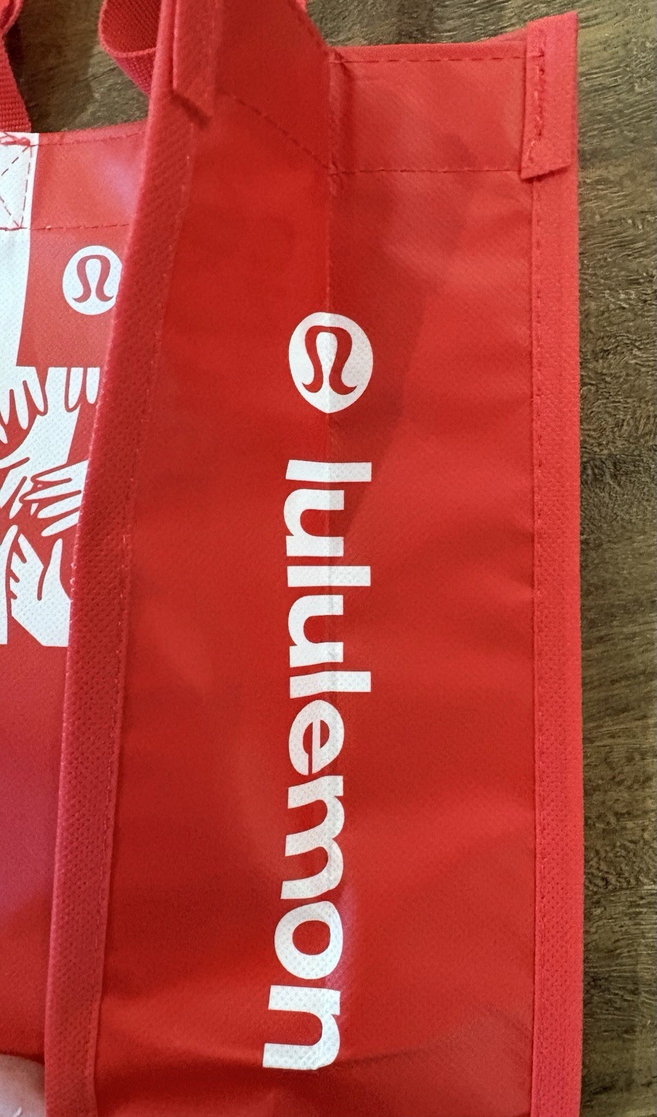 6 – Lululemon – New, Small Shopping Bags, (4 patterned, 2 solid) Free Ship
