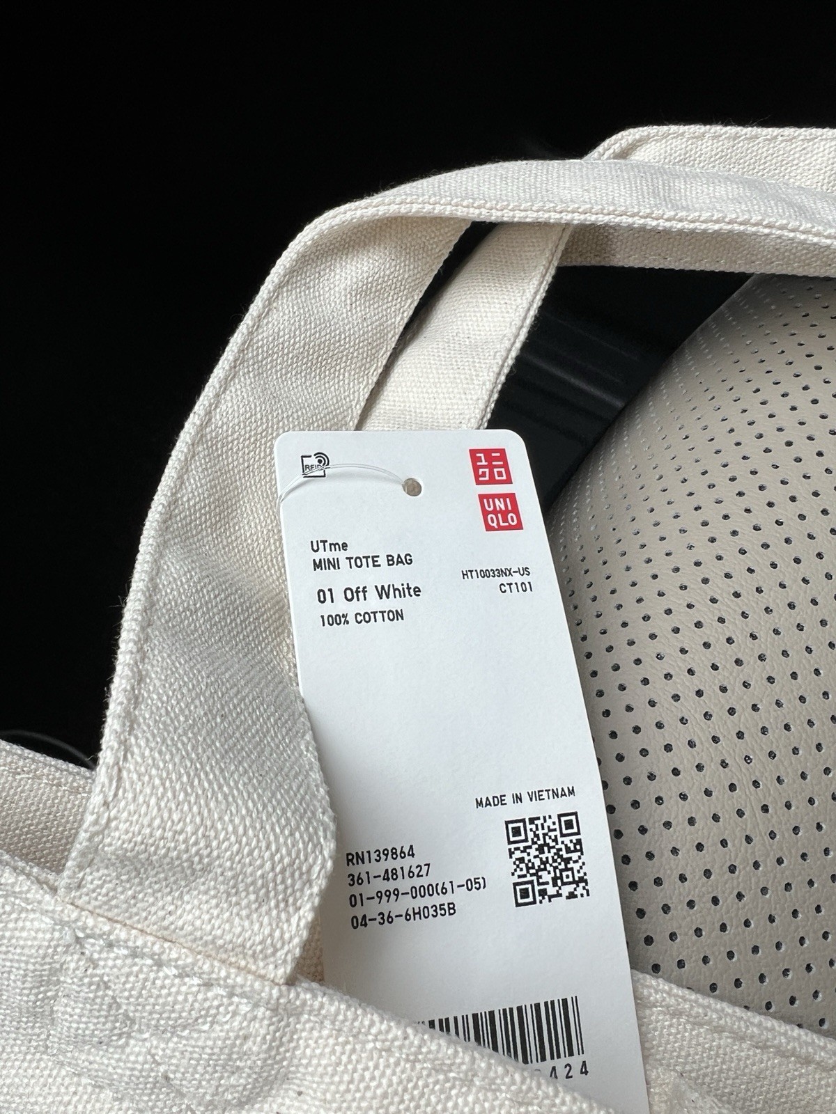 KAWS x UNIQLO BROOKLYN Small Tote Bag – Williamsburg Exclusive NEW IN HAND!