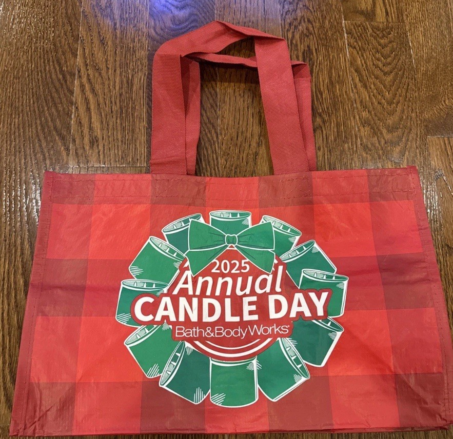 2025 Bath & Body Works Annual Candle Day Original Tote Reusable Red Green Bag