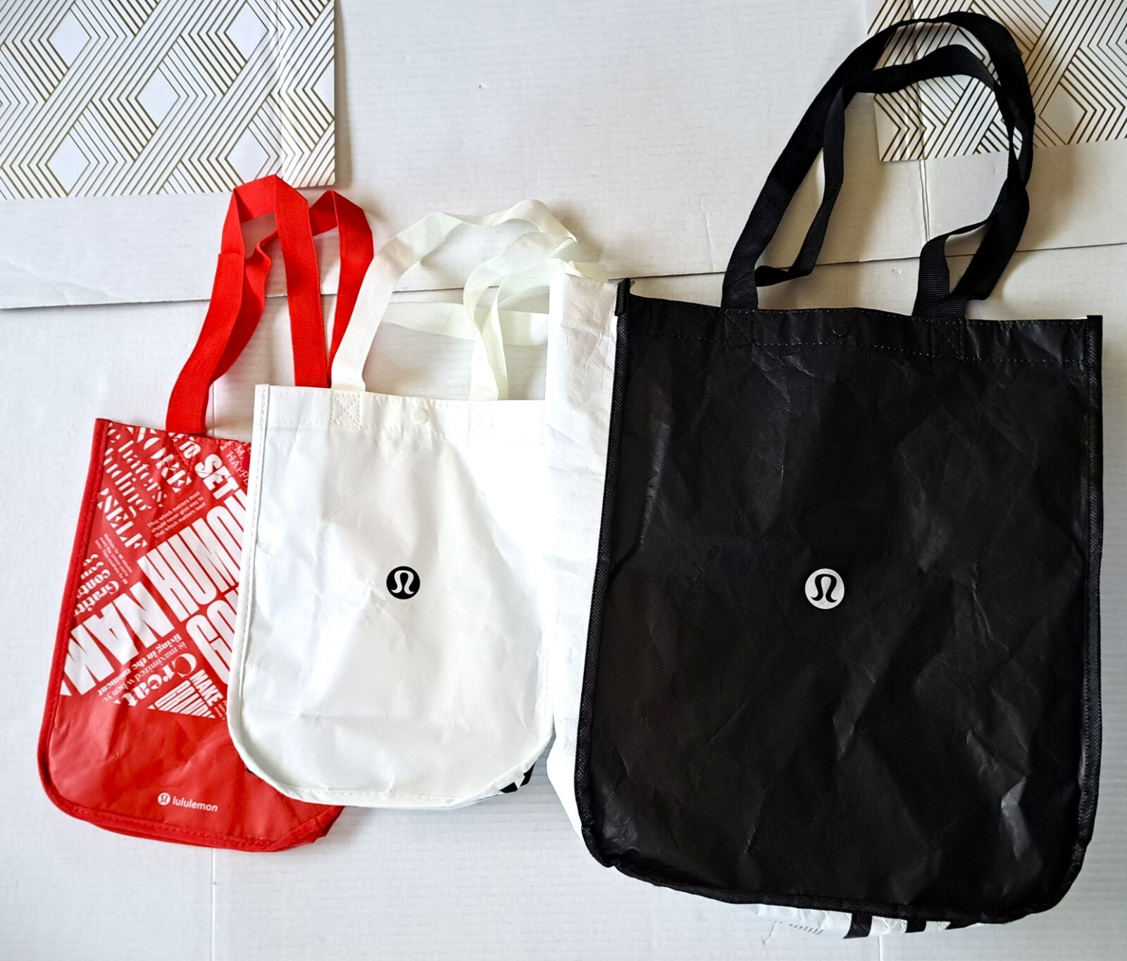 Lululemon Reusable Shopping Gift Bag Yoga Manifesto 1 Large & 10 Small Tote Lot