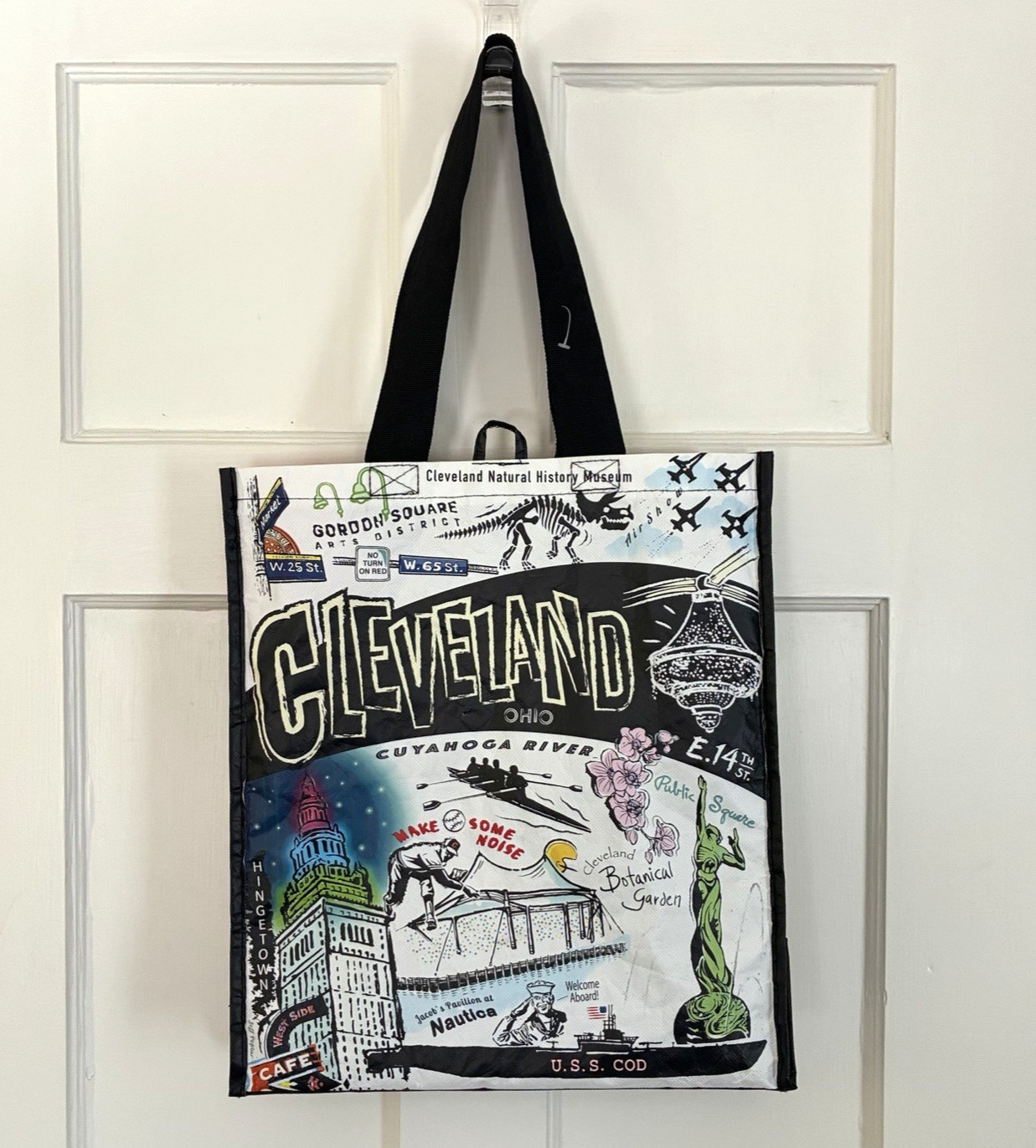 Heinen’s CLEVELAND OHIO 15 x 13.75 x 7.5″ Reusable Shopping Tote Bag ~ Landmarks