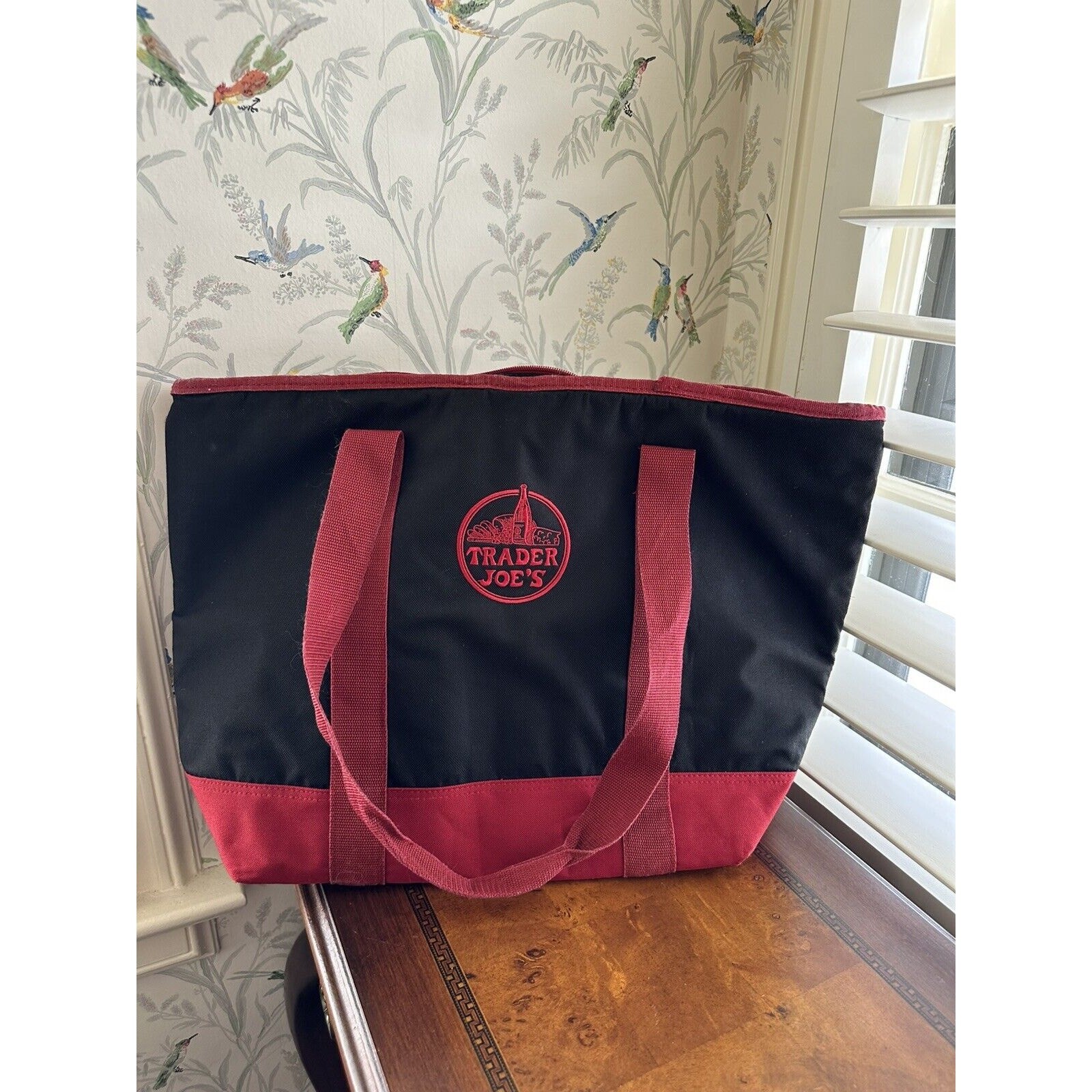 Trader Joe’s Extra Large 7 Gallon Black Red Insulated Reusable Bag