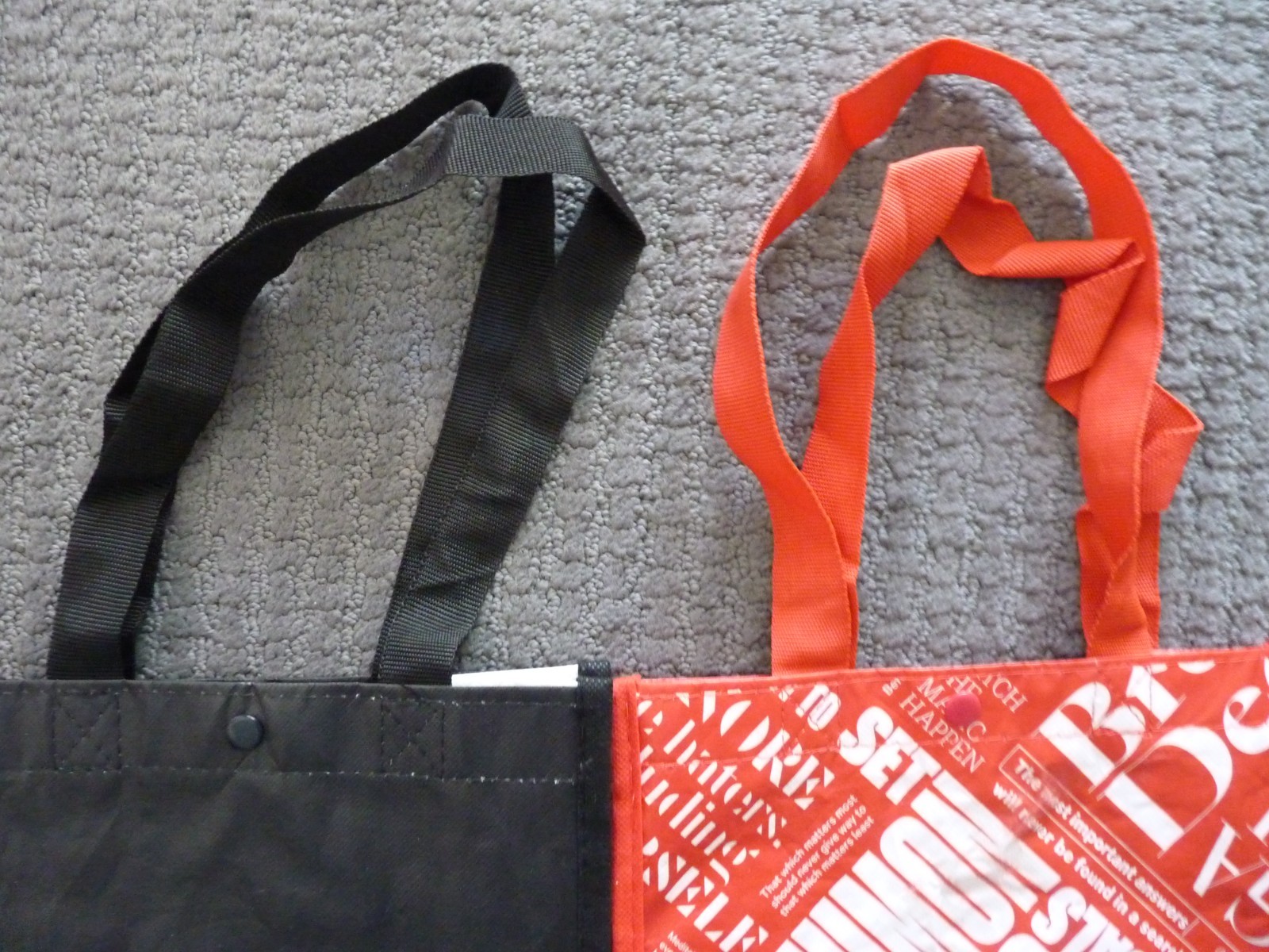 Lululemon Reusable Shopping Tote Bags (4) Small Totes Different Designs (E)