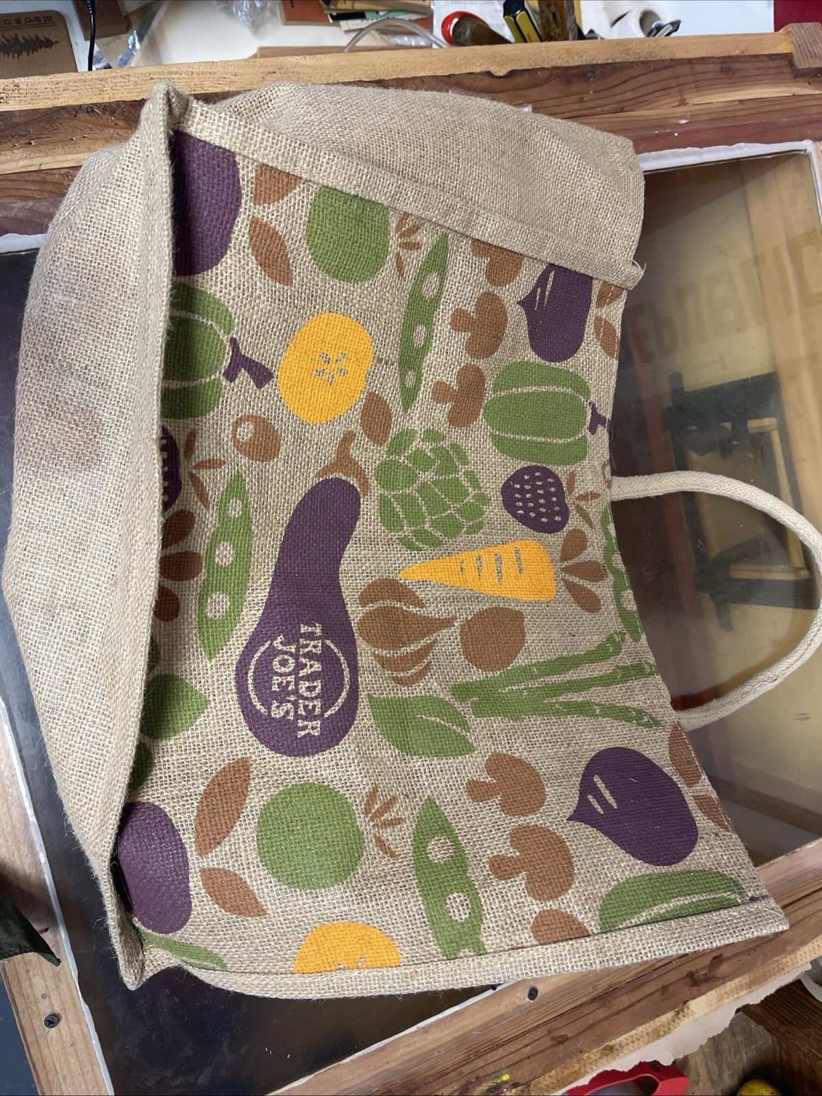 Trader Joe’s Jute Burlap Expand Tote Bag Vegetables Eggplant 17”x13”x8”