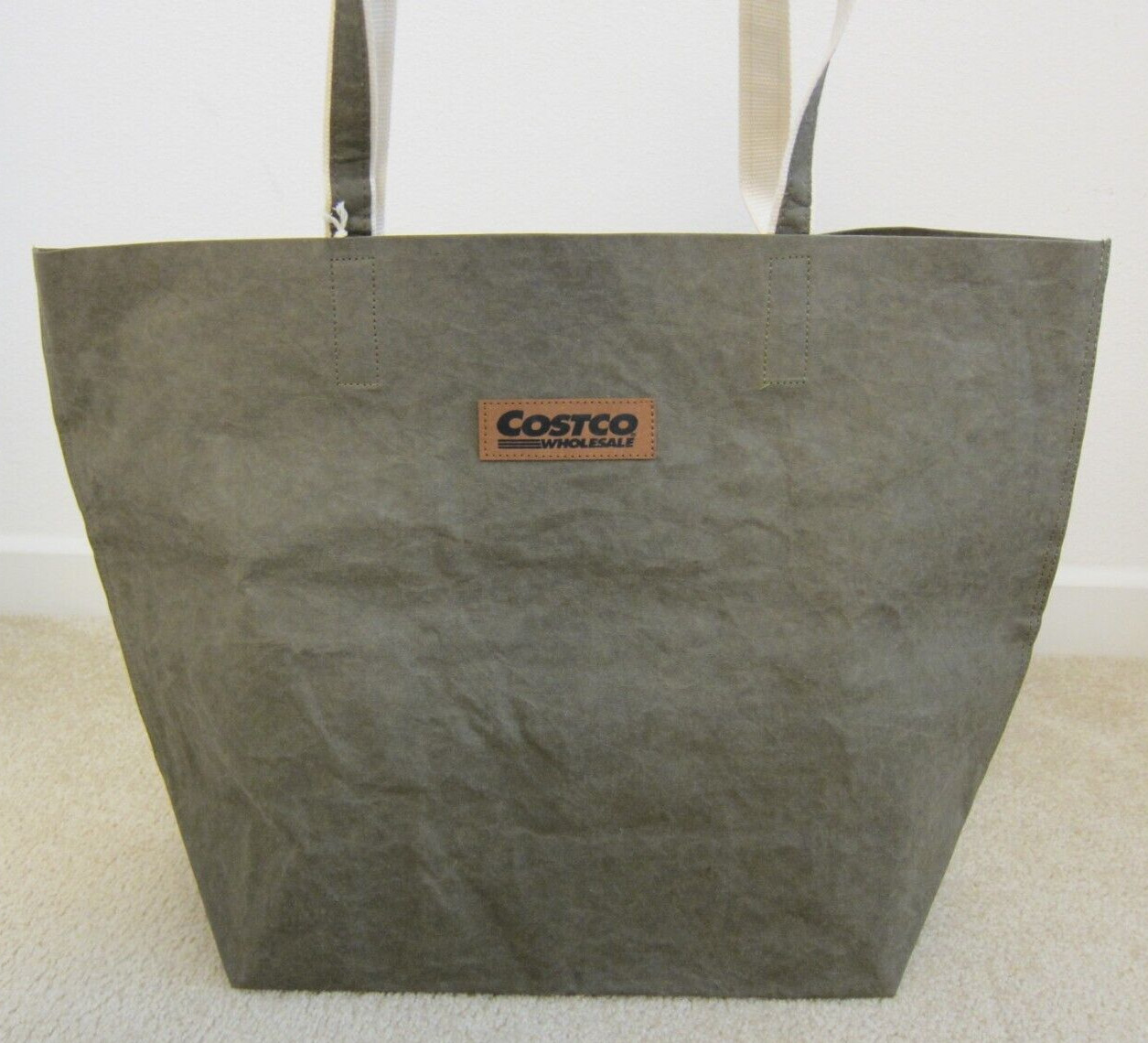 NWT Costco by OUT OF THE WOODS Large Reusable Tote – 22.7″x16.5″x7.6″ w/ 10.5″