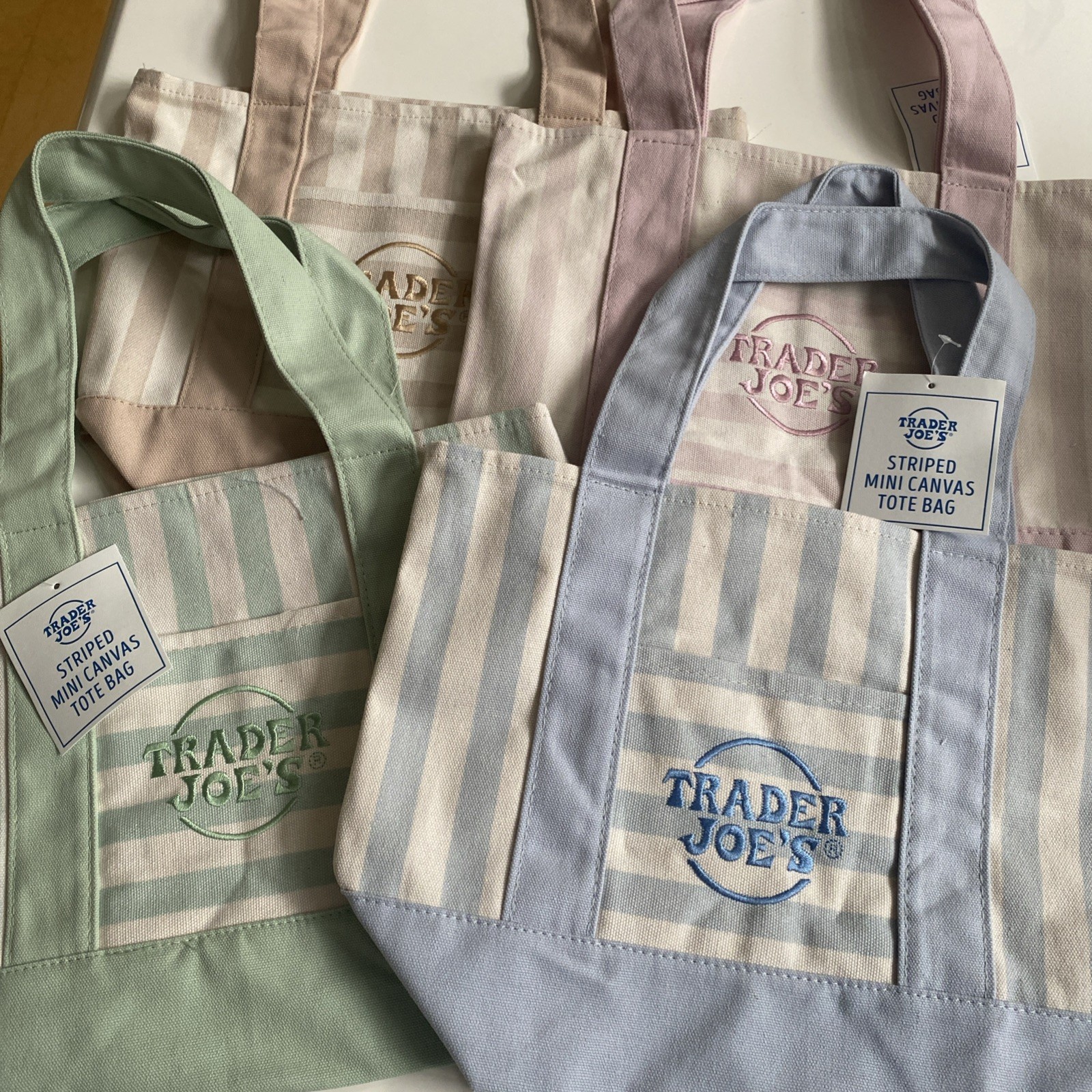 Trader Joe’s Striped Canvas Mini Totes Blue Pink Beige Green Set Of 4 New