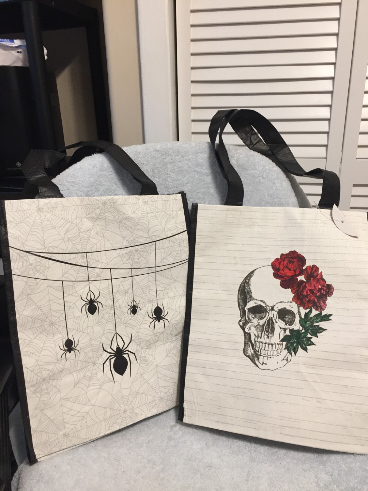 2 Halloween Tote Bags Spiders & Skull With Roses Day Of The Dead New