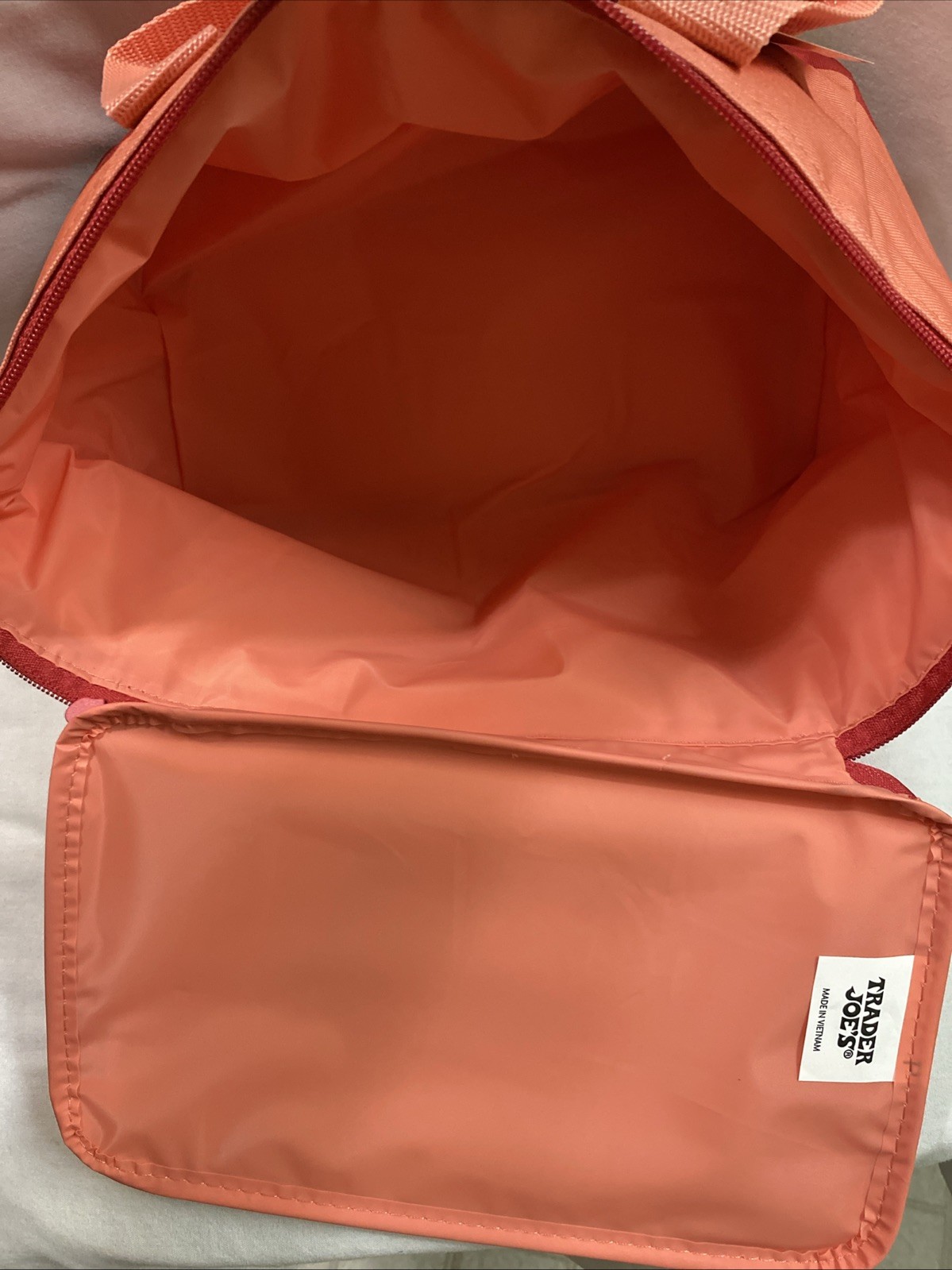 Trader Joe’s PEACH Mini Insulated Lunch Bag Tote Limited Series-1.5 gal- NEW