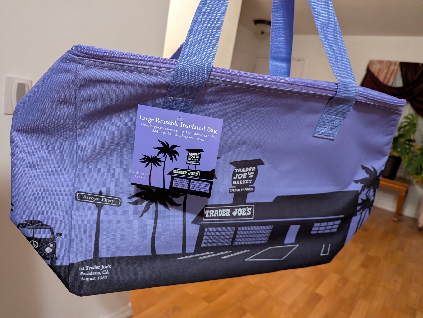 Trader Joe’s Large Insulated Reusable Tote Cooler Bag Lavender Purple 8 Gallon