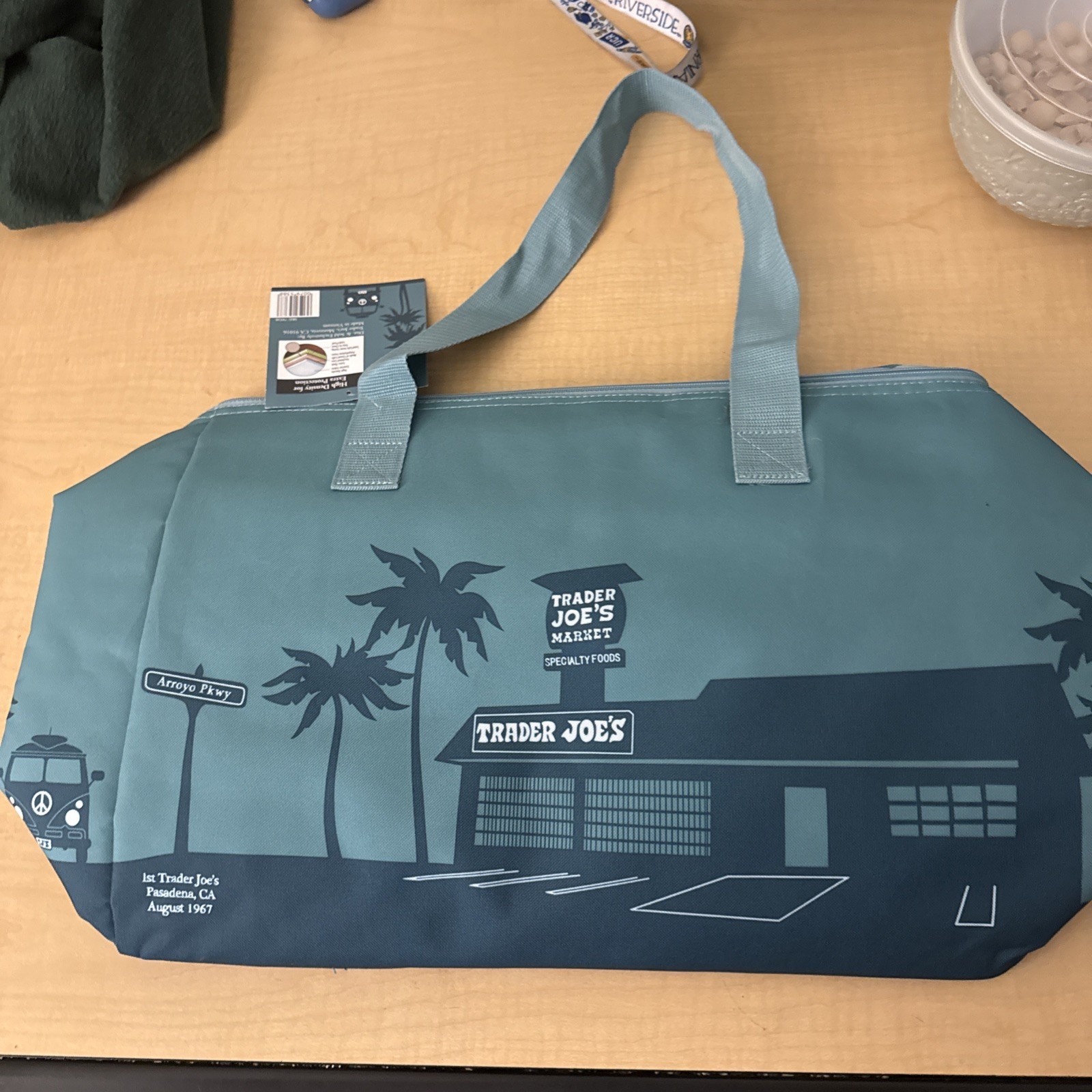 2x Trader Joe’s Large 8 Gallon Insulated Tote Bag Blue and Green Limited (New)