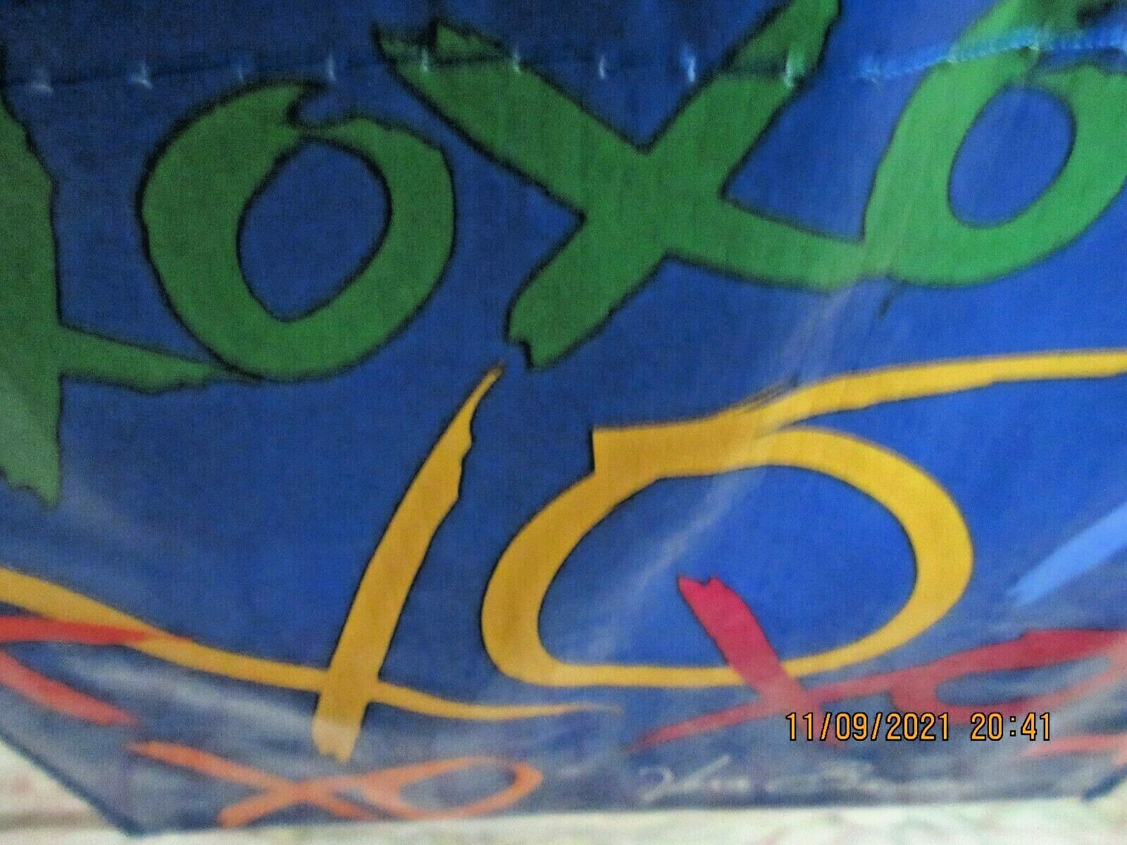 VERA BRADLEY MARKET TOTE (POP ART) (RETIRED)